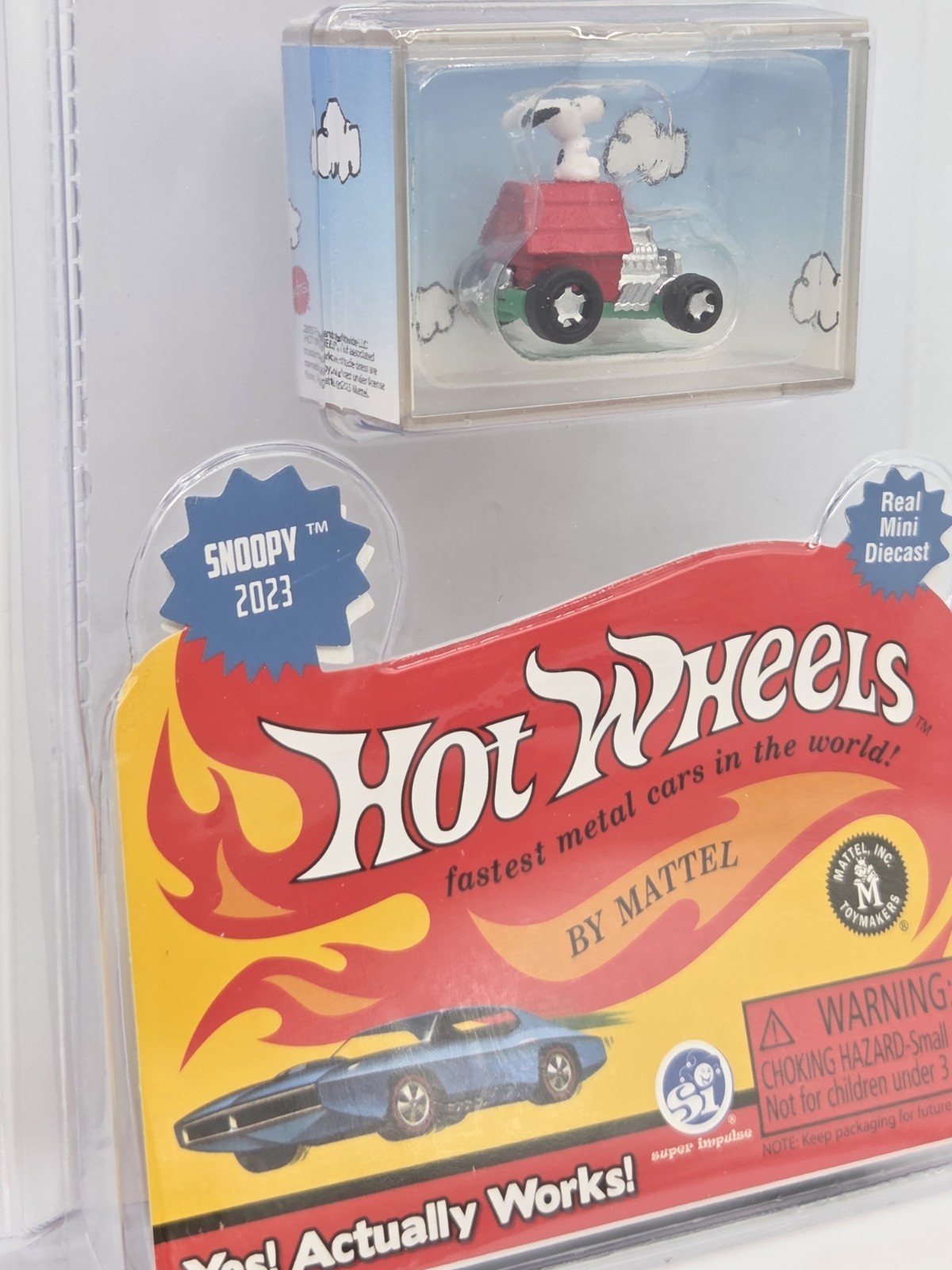 Brand New Worlds Smallest SNOOPY Red Baron Peanuts Charlie Brown Hot Wheels Car