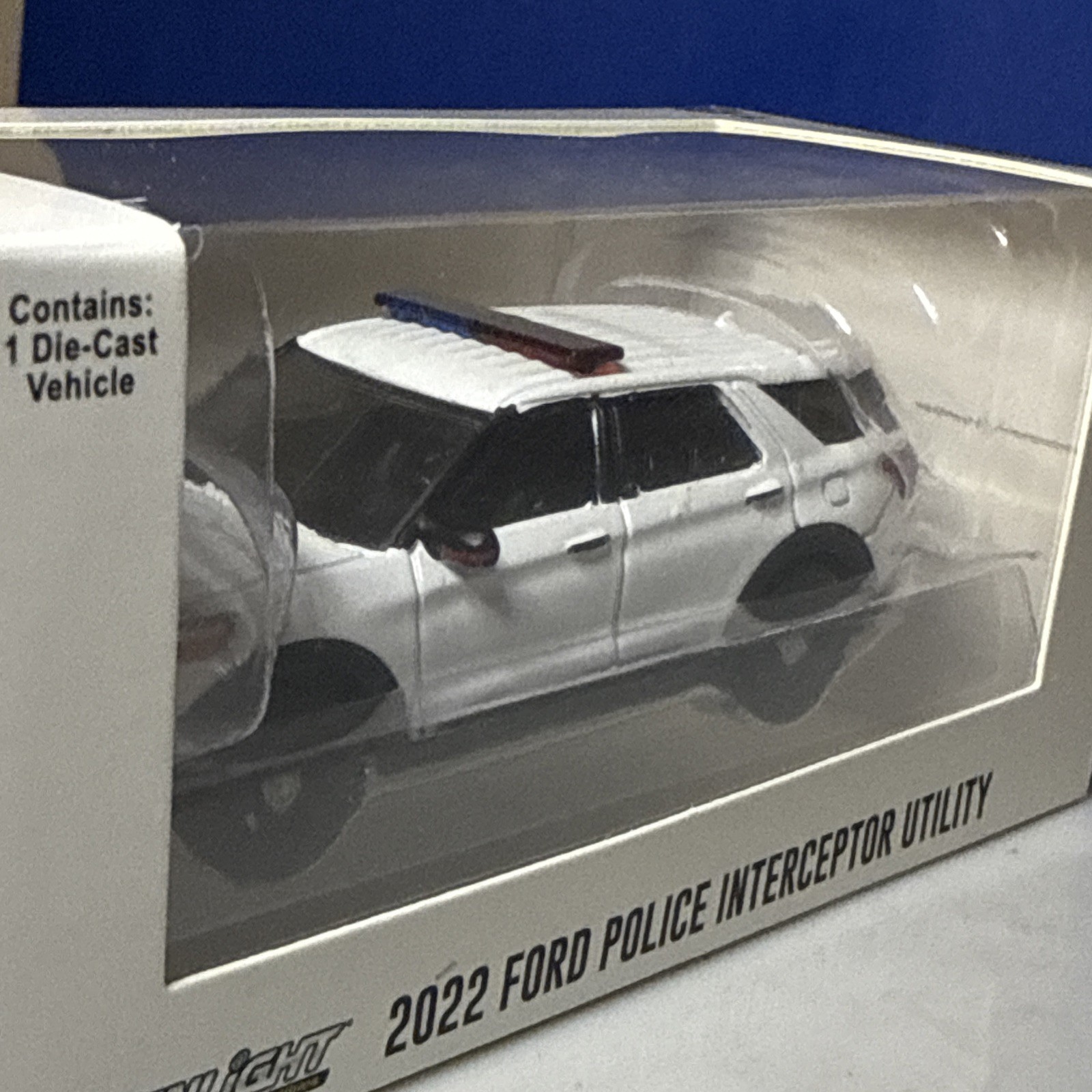 Greenlight 1:64 Ford Explorer Police Interceptor White Blank With Light Bar/push