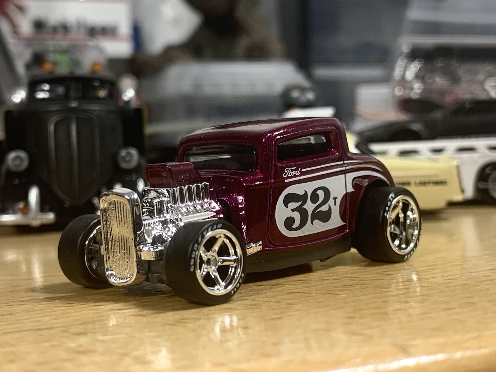 Hot Wheels ’32 Ford Purple Hot Rod Custom Wheel Swap