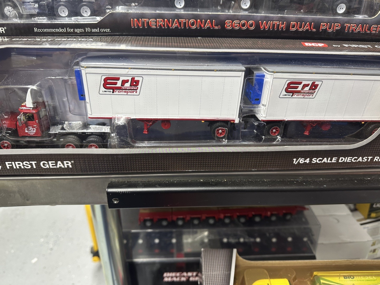 DCP/FirstGear 1/64 ERB Mack R model w/Refrigerated Pup Trailers #60-0617