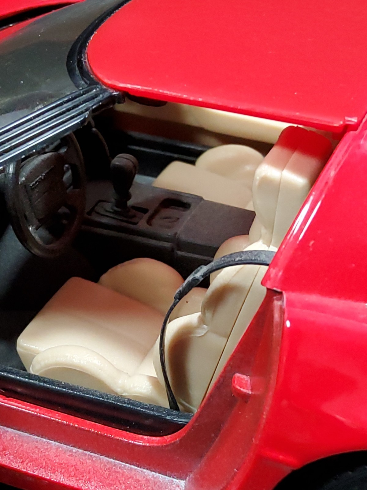 1992 Chevrolet Corvette, Maisto Red No Box Very Dusty 1/18 Scale