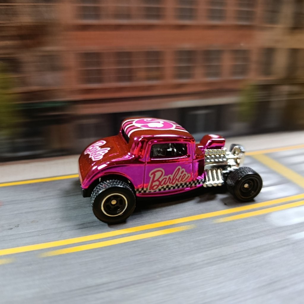Hot Wheels ’32 FORD METAL/METAL Pink CHROME BARBIE (WANGSTAR CUSTOM) REAL RIDERS