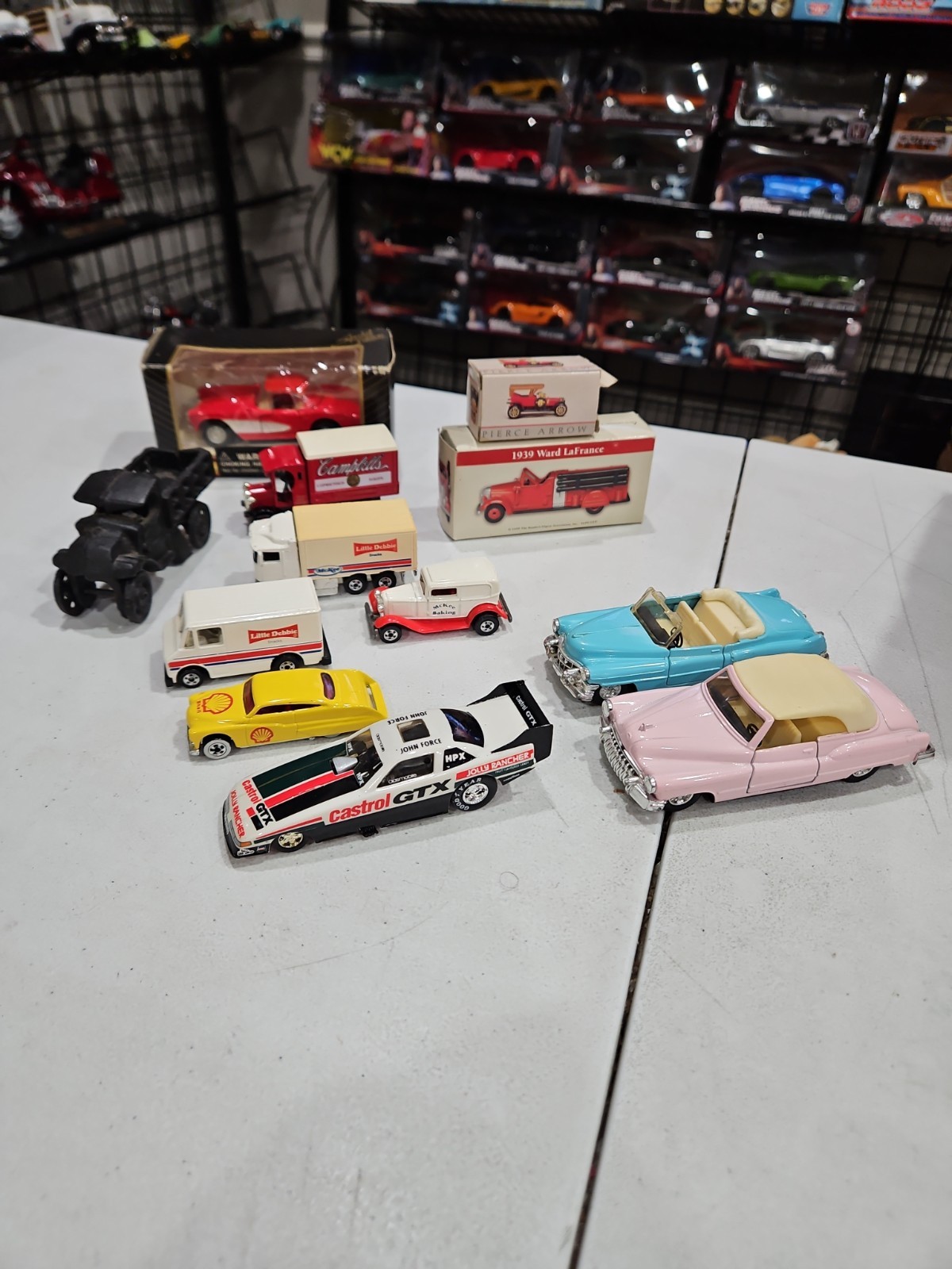 Lot Of 12 Die Cast Vehicles – YOU GET ALL 12 IN PICTURES – AS IS – FREE SHIPPIN