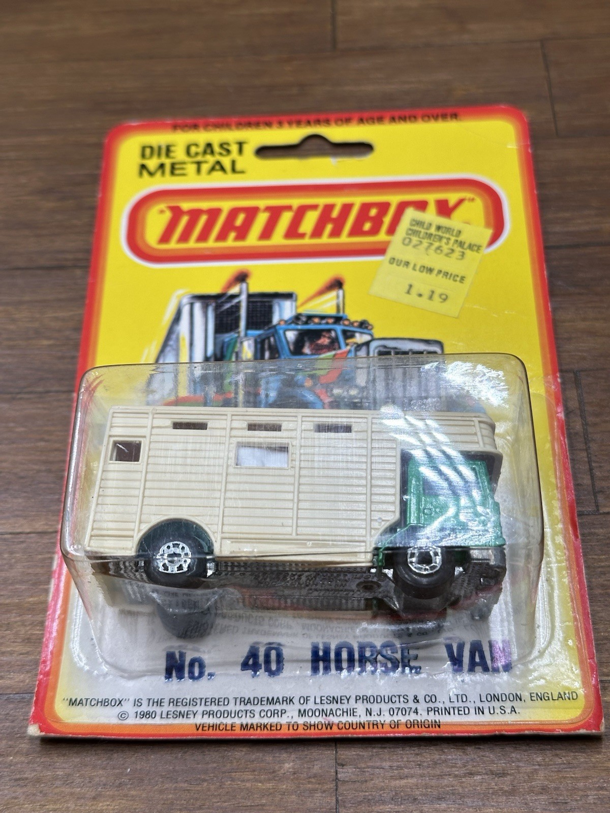 Vintage 1980 Matchbox Lesney Superfast Horse Van No. 40 Carded