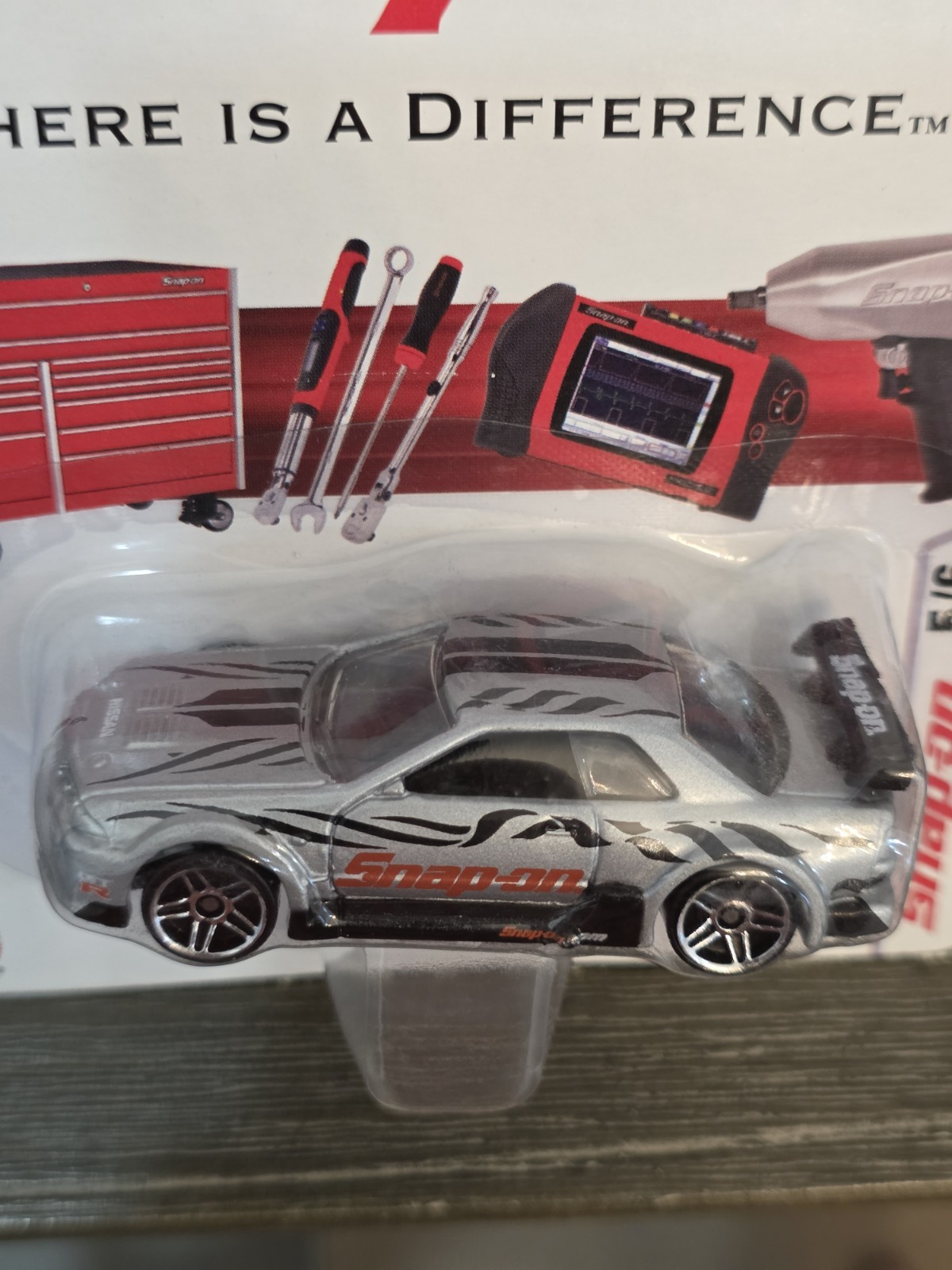 2004 Hot Wheels Snap-On Nissan Skyline (5/6) Special Edition Rare HTF w/protecto