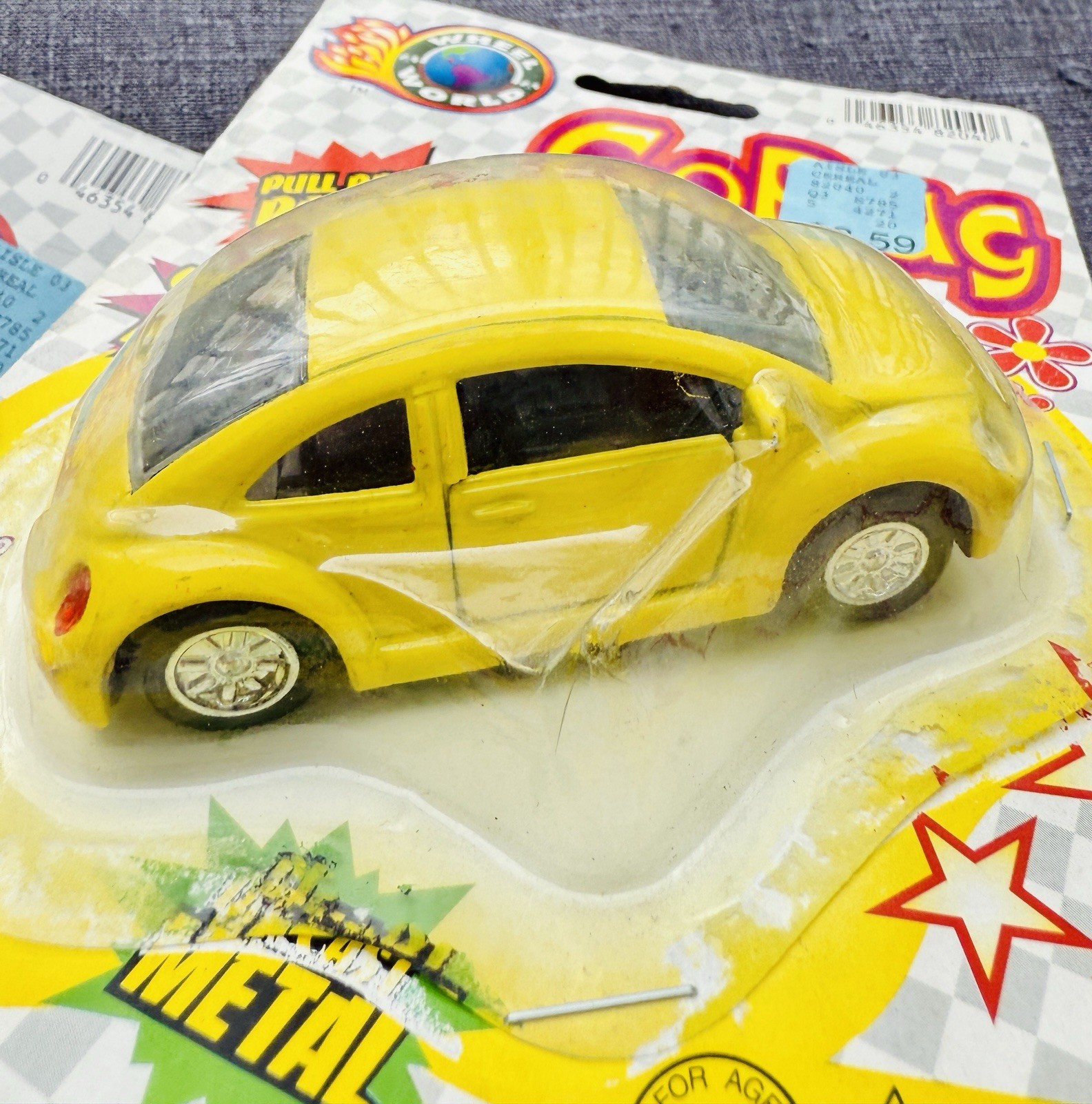 Funtastic Wheel World Friction Powered Volkswagen Beetle Bug Lot of 2 Wind Ups