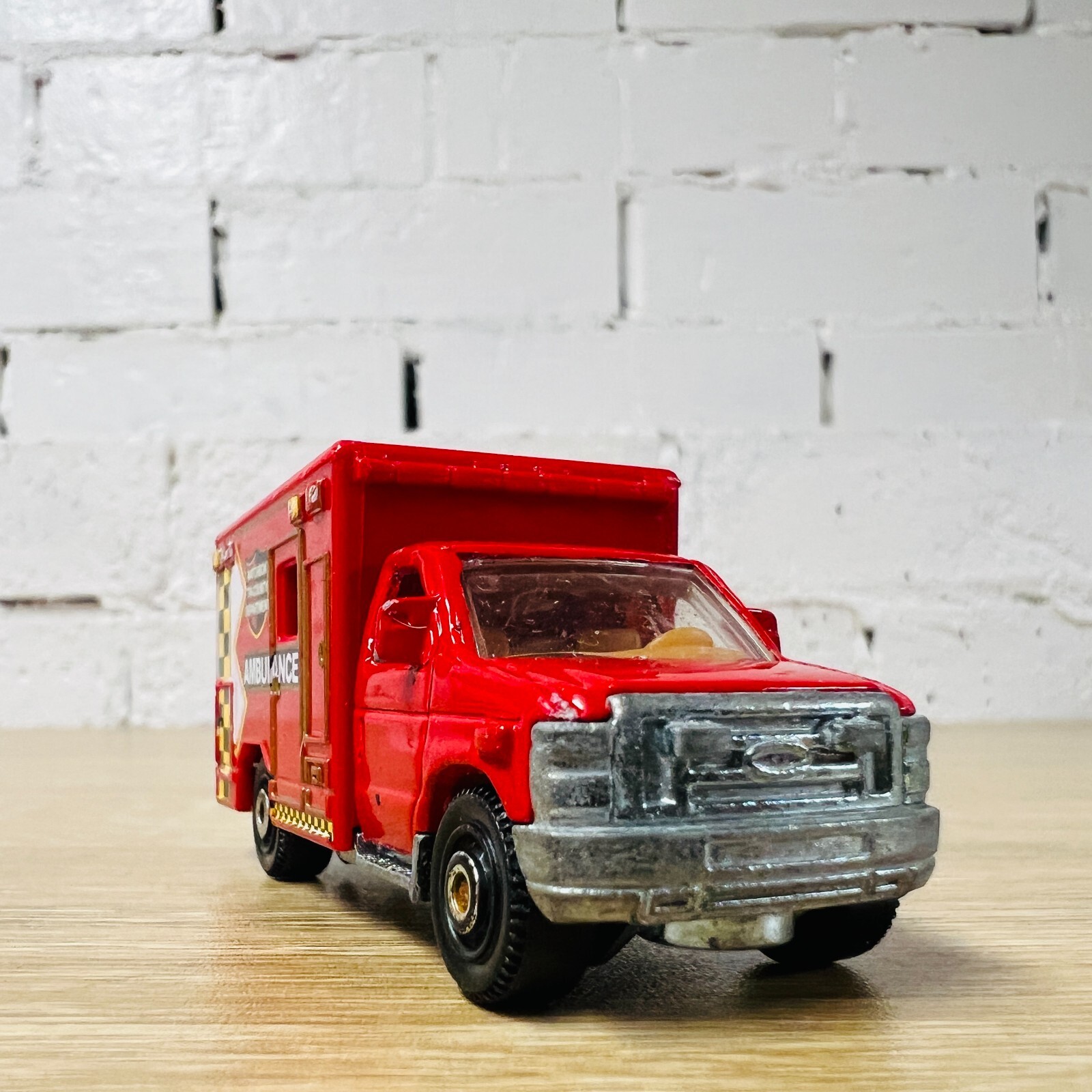 Ford E350 Ambulance 2009 MB771 Heroic Rescue 2014 Red Yellow Checker