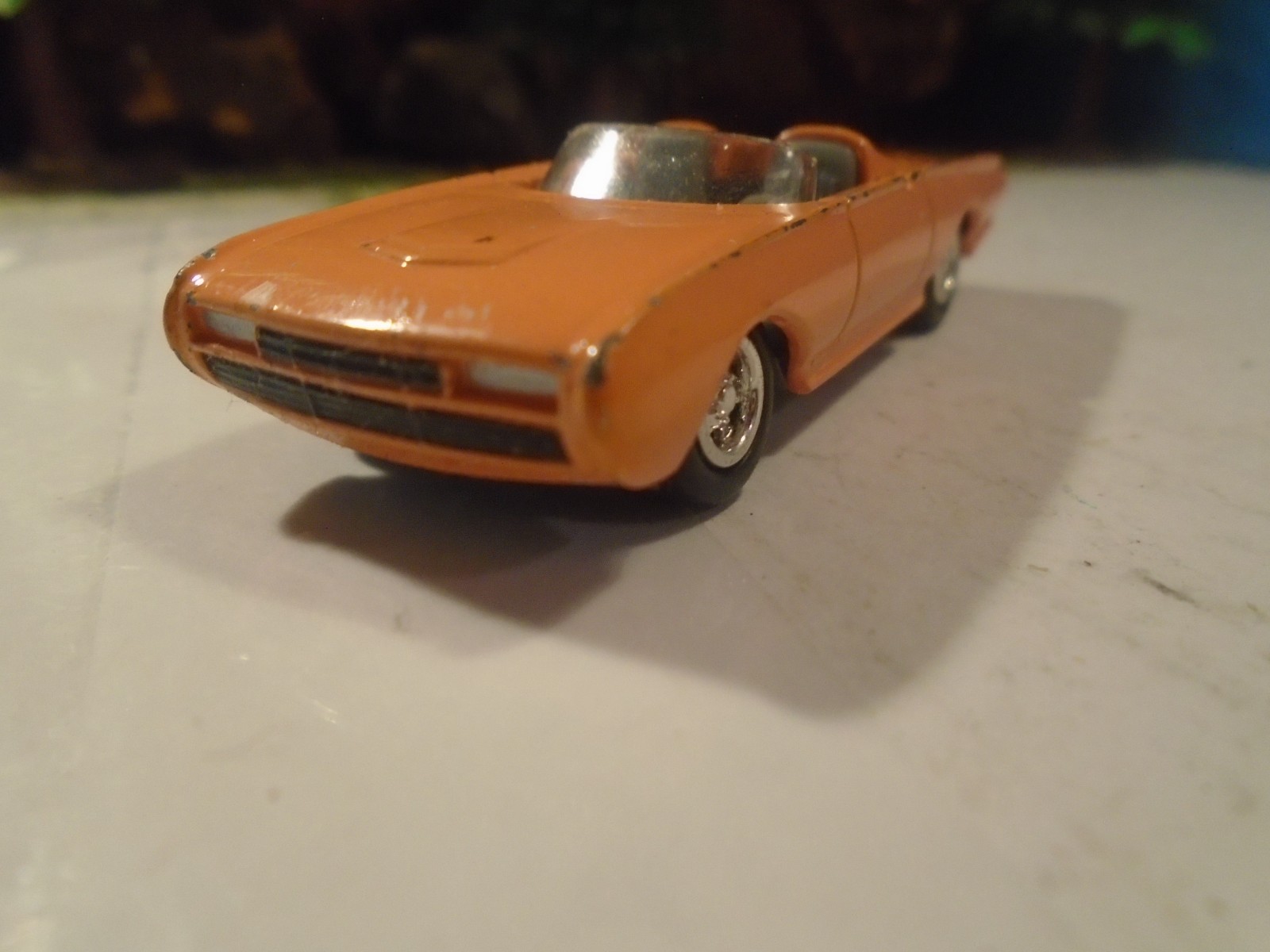 JHONNY LIGHTING 1/64 SCALE No 557 1997 ISSUE 1962 THUNDERBIRD CONV 1-187-1