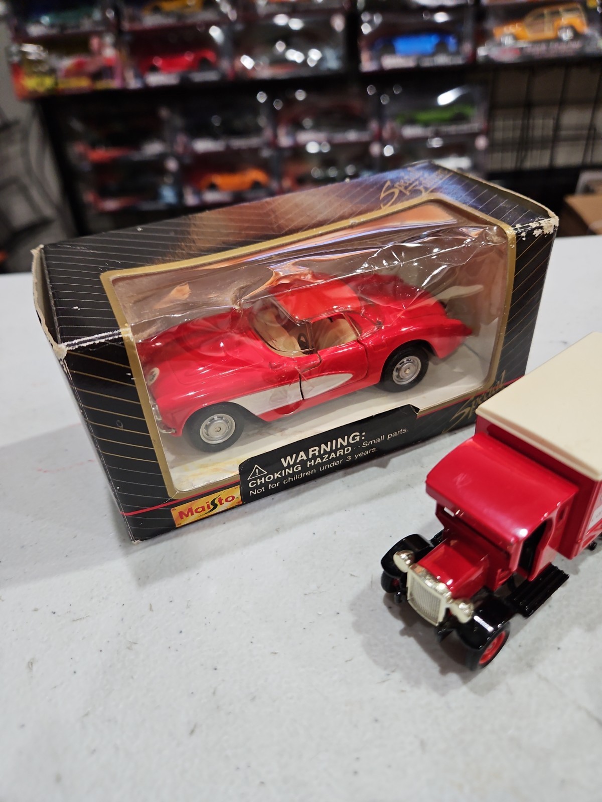 Lot Of 12 Die Cast Vehicles – YOU GET ALL 12 IN PICTURES – AS IS – FREE SHIPPIN