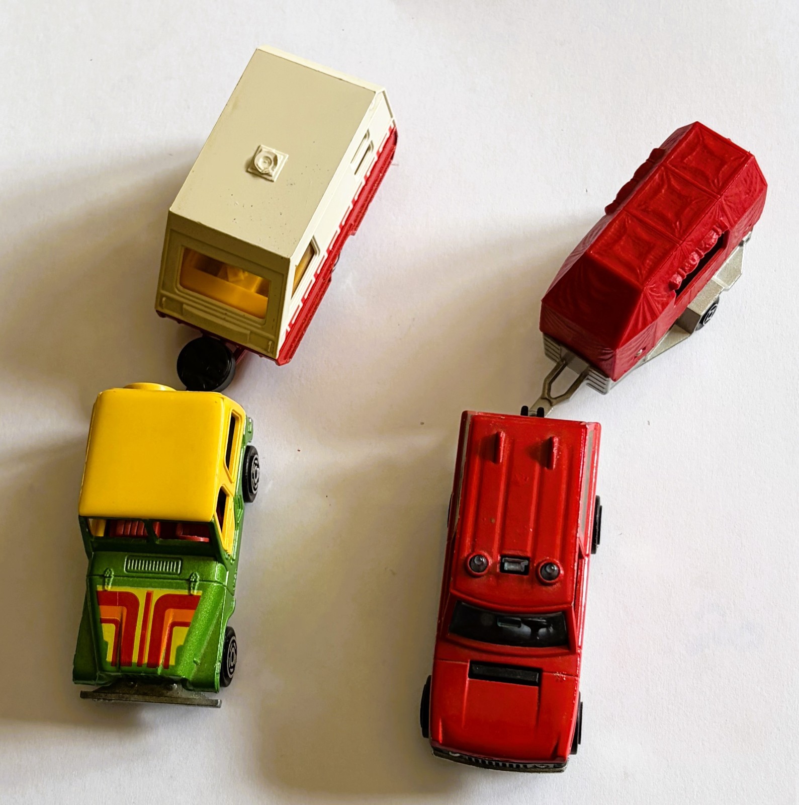Majorette Range Rover, Jeep, Horse Trailer & Caravane Trailer LOT OF 4