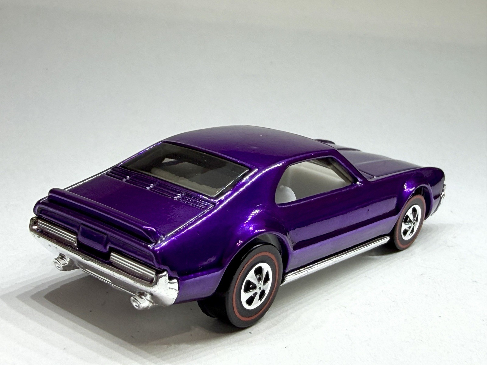 Hot Wheels 🔥 CUSTOM MADE Redline ‘66 Toronado Diecast Car 1:64