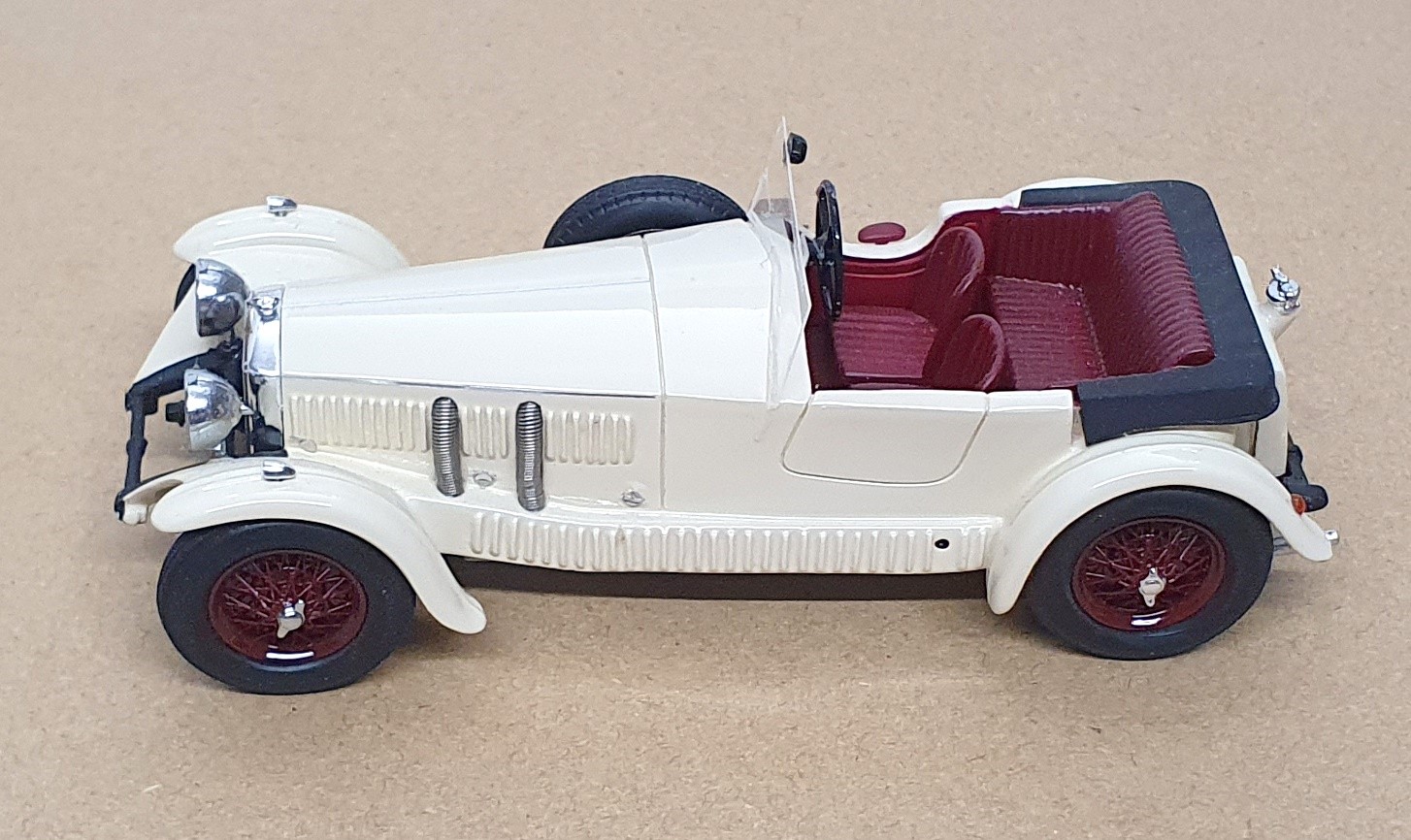 Matrix 1/43 Scale LIB036 – 1930 Invicta S-Type 4.5L Tourer Cabrio – Cream