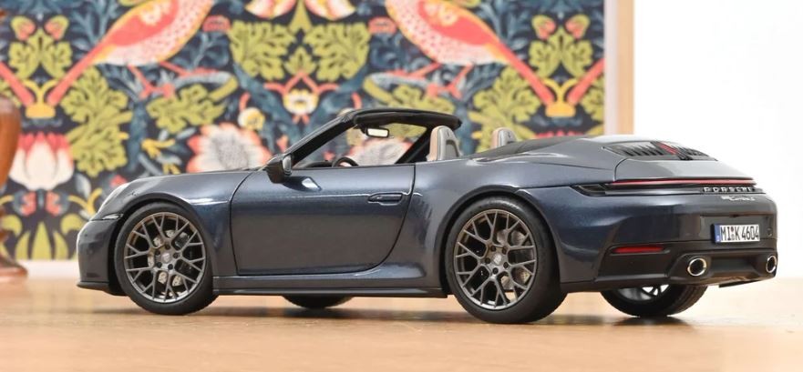 NOREV,PORSCHE 911 Carrera Cabriolet 2025 Yachting Blue Metallic, 1/18, NOREV1…