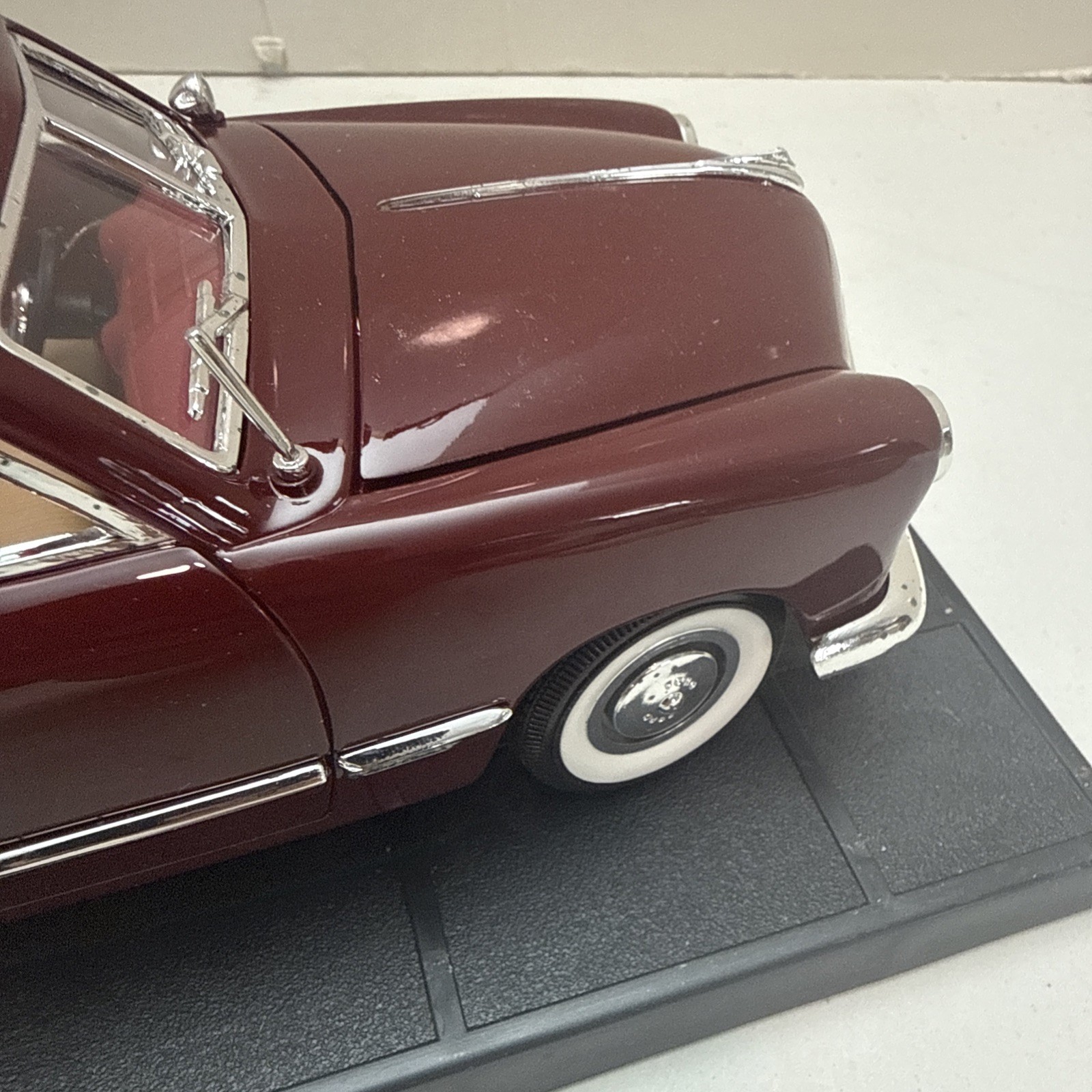 ford 1949 convertible 1/18 scale diecast MIRA Golden line