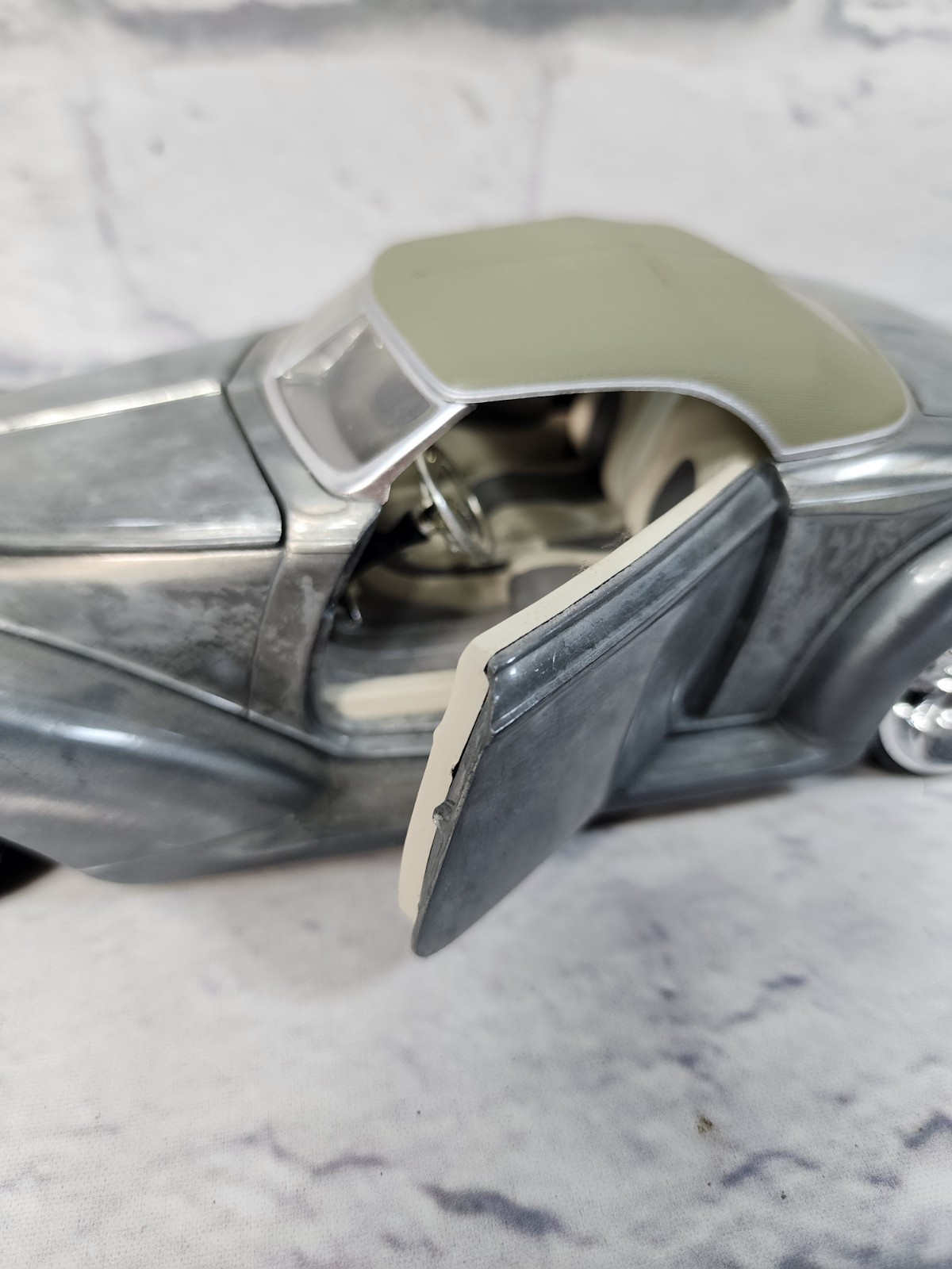 JL Full Throttle Foose Design 1936 Ford Chip Roadster 1:18 Scale Raw Metal Steel