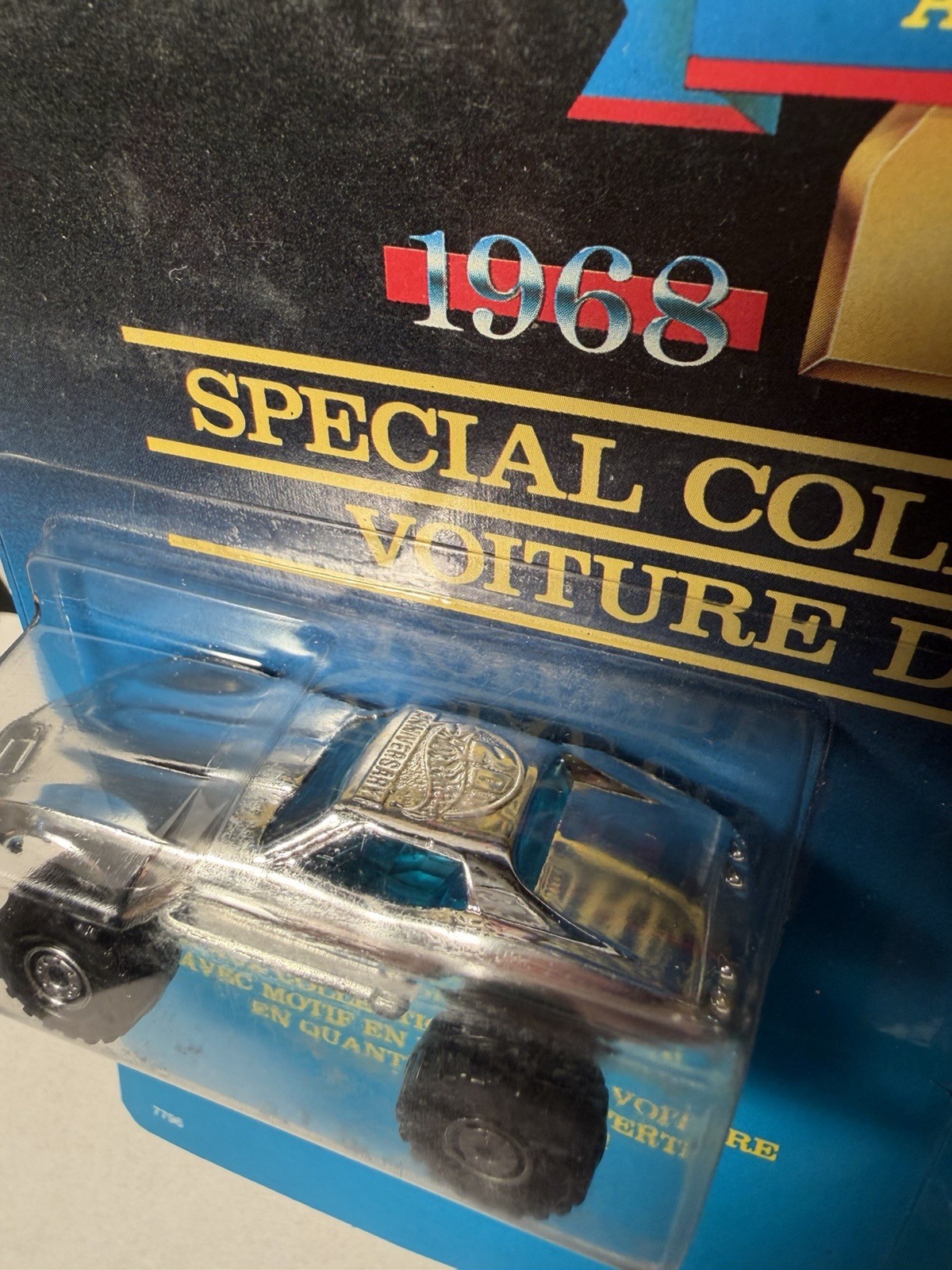 Hot Wheels 1988 20th anniversary LOT of 2 three car sets please see photos