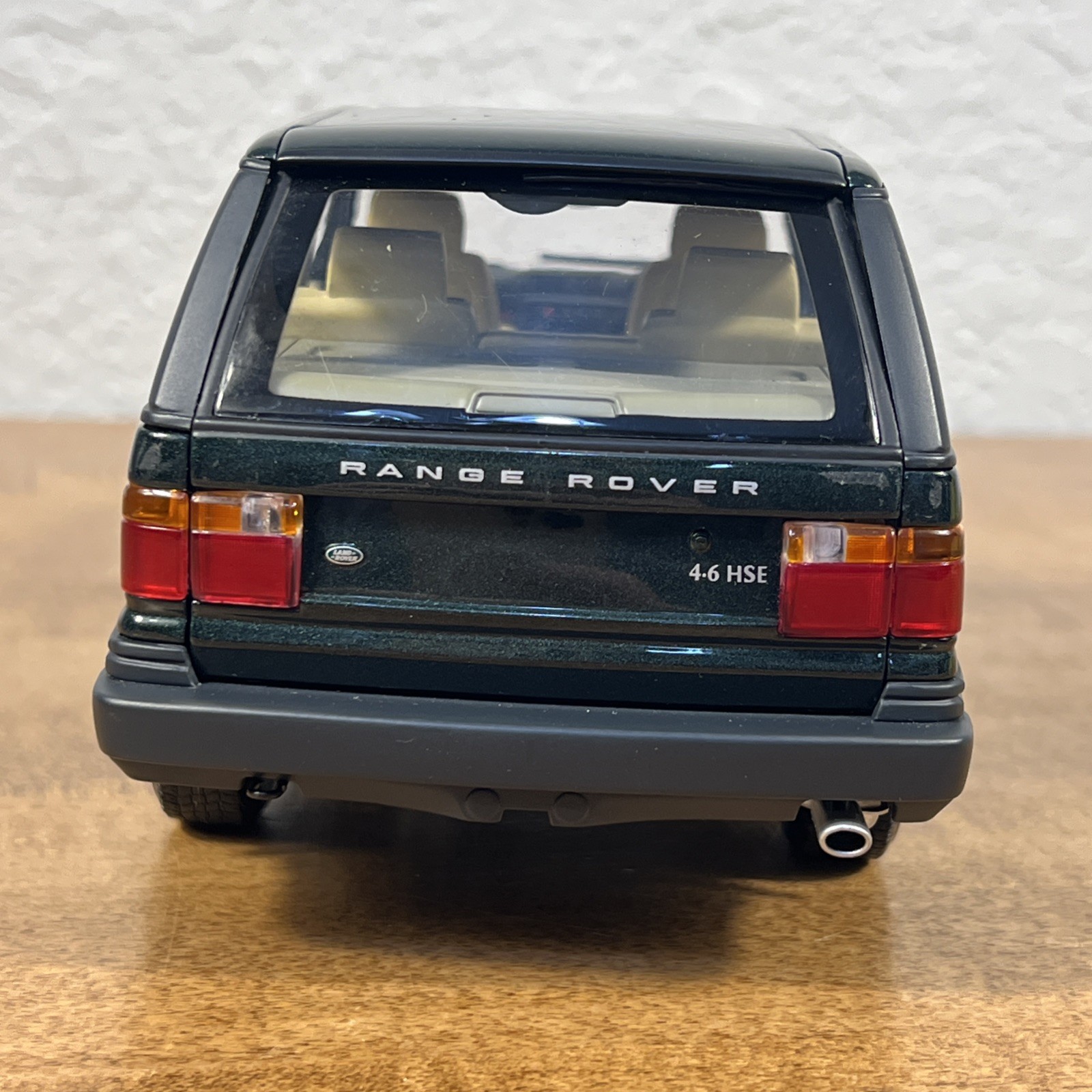 Auto Art Range Rover 4.6 HSE – Off Road Division 1:18 Green