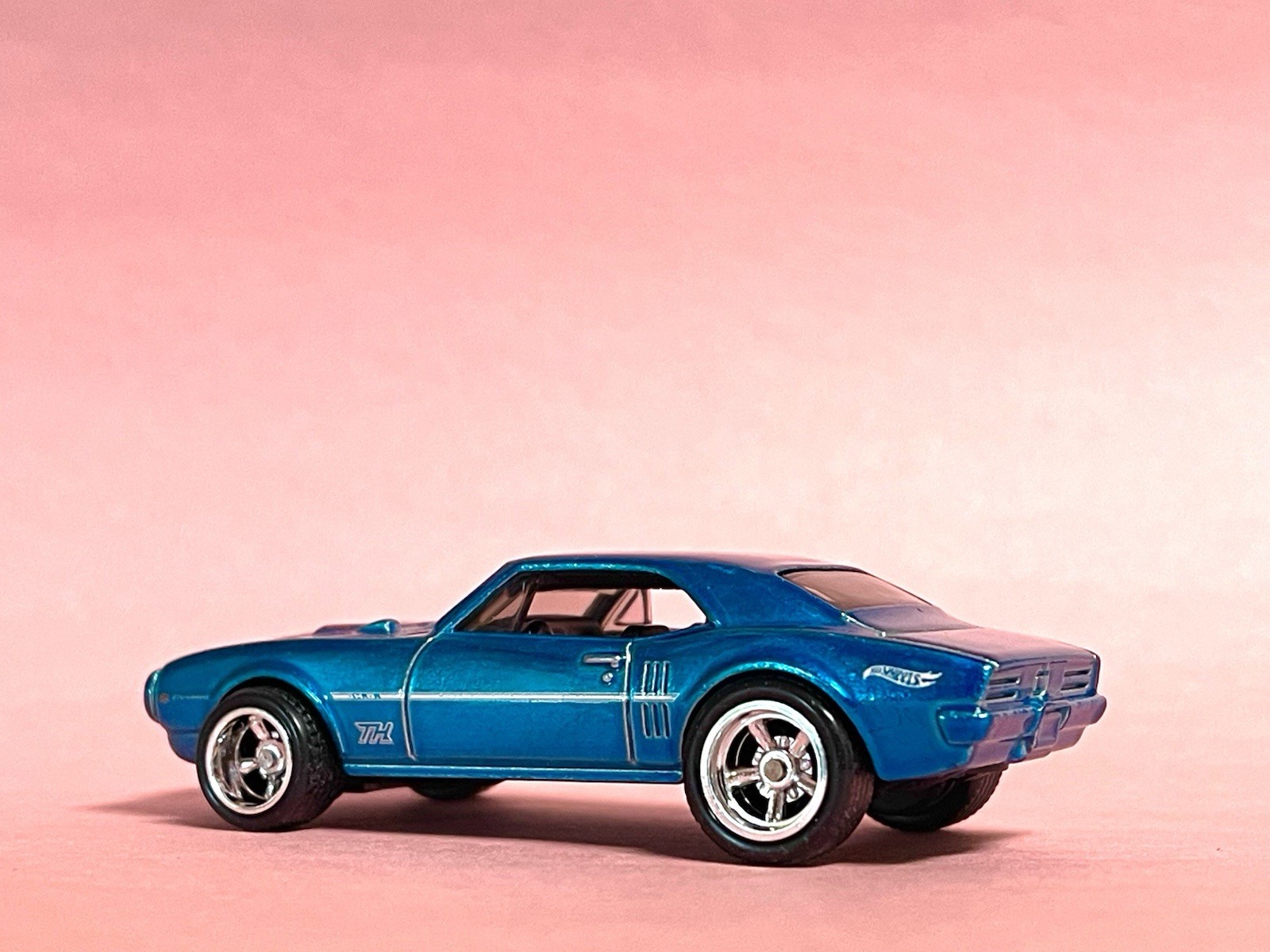 Hot Wheels New 2026 Super Treasure Hunt 67’ Firebird LOOSE