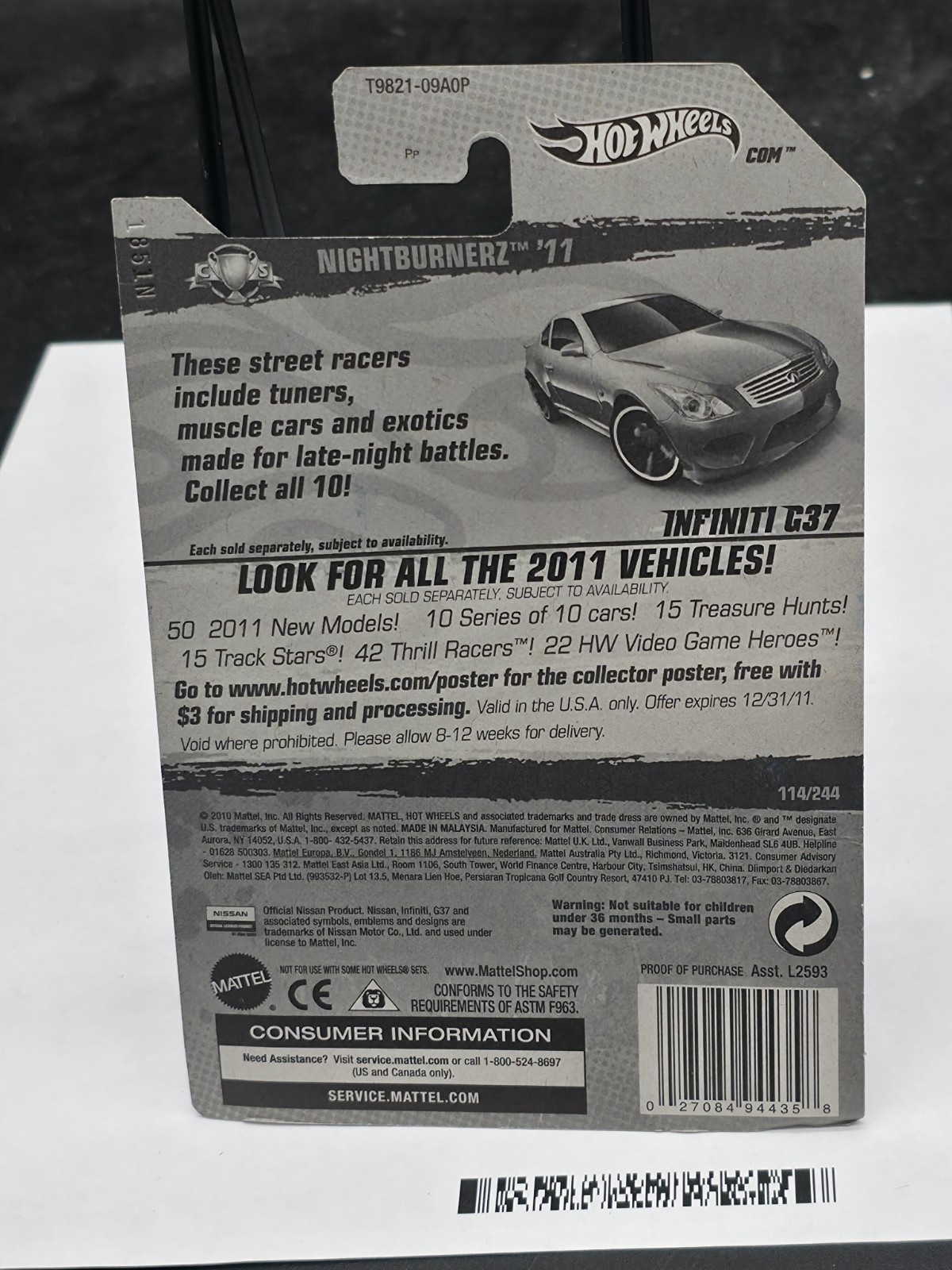 2011 Hot Wheels NEW MODELS #31 ∞ ASTON MARTIN ONE-77 ∞ SILVER SUPER CAR 177