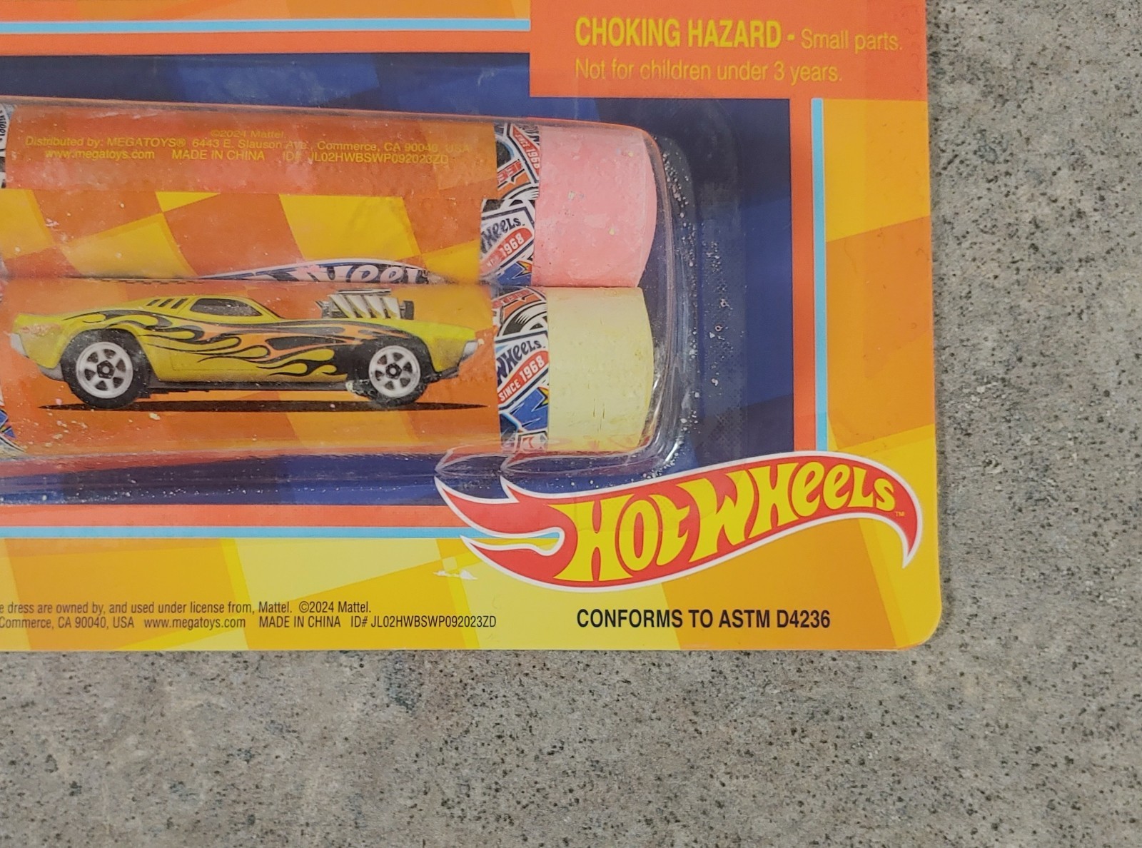 Brand New Unopened Hot Wheels 2 Pcs. Jumbo Chalk · Free Shipping