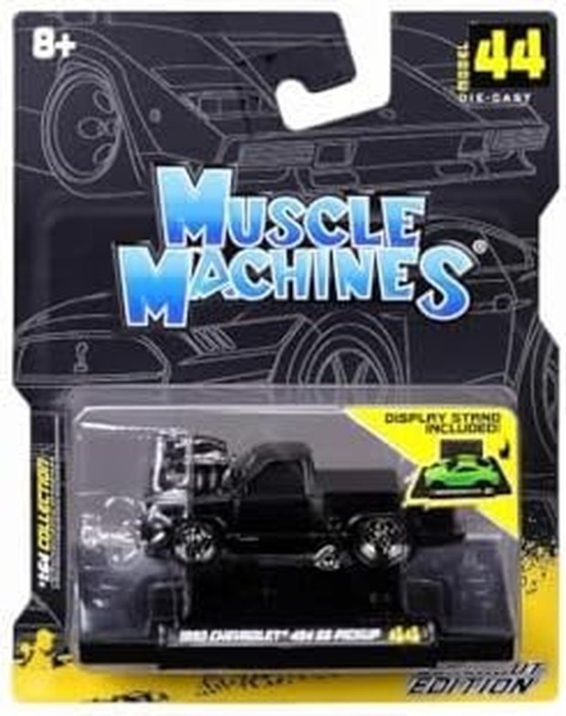 Maisto Muscle Machines Series 1/64 Chevrolet 454 SS Black Finished Product