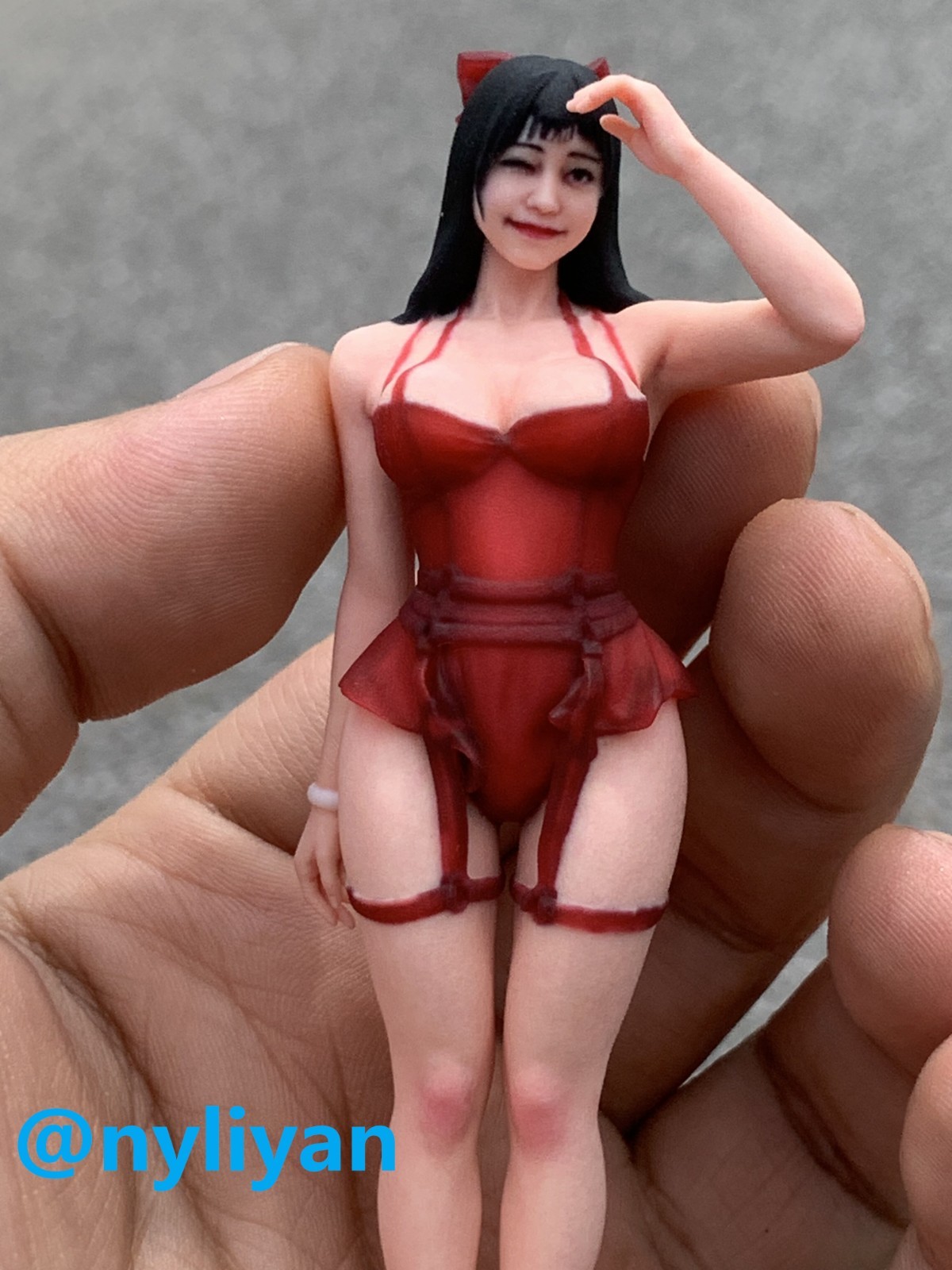 1/12 1/16 1/18 Miniature Smile Red Skirt Beauty Girl Scene Props Figure For Cars