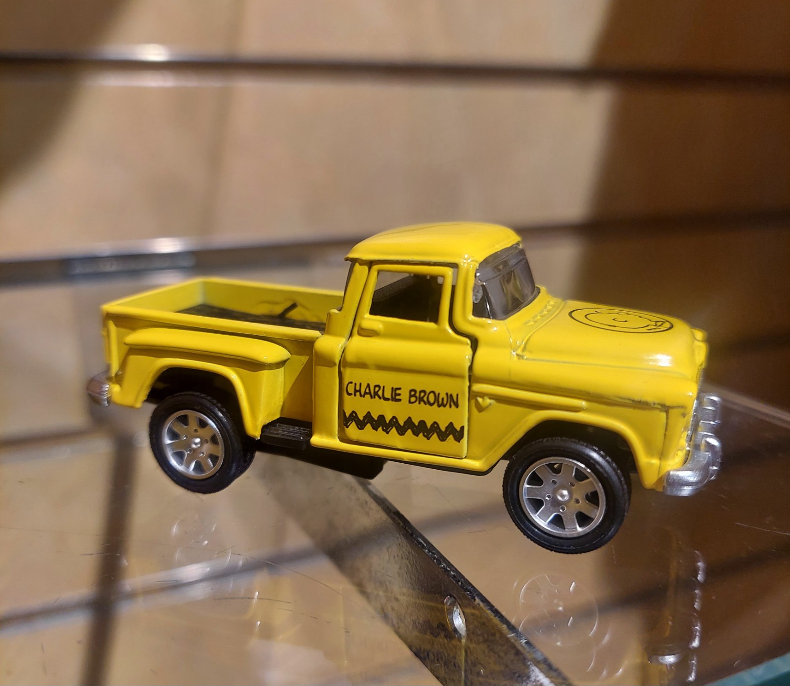 Peanuts Gang Charlie Brown Yellow Diecast Toy Truck Collectible Vehicle