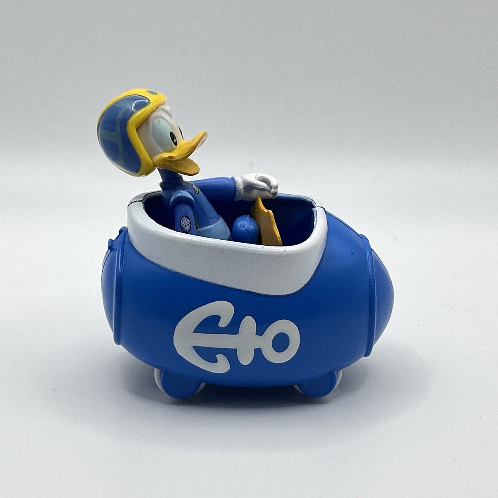 RARE Disney Donald Duck 2-in-1 Transforming Vehicle Figure Floaty Coaster Pod