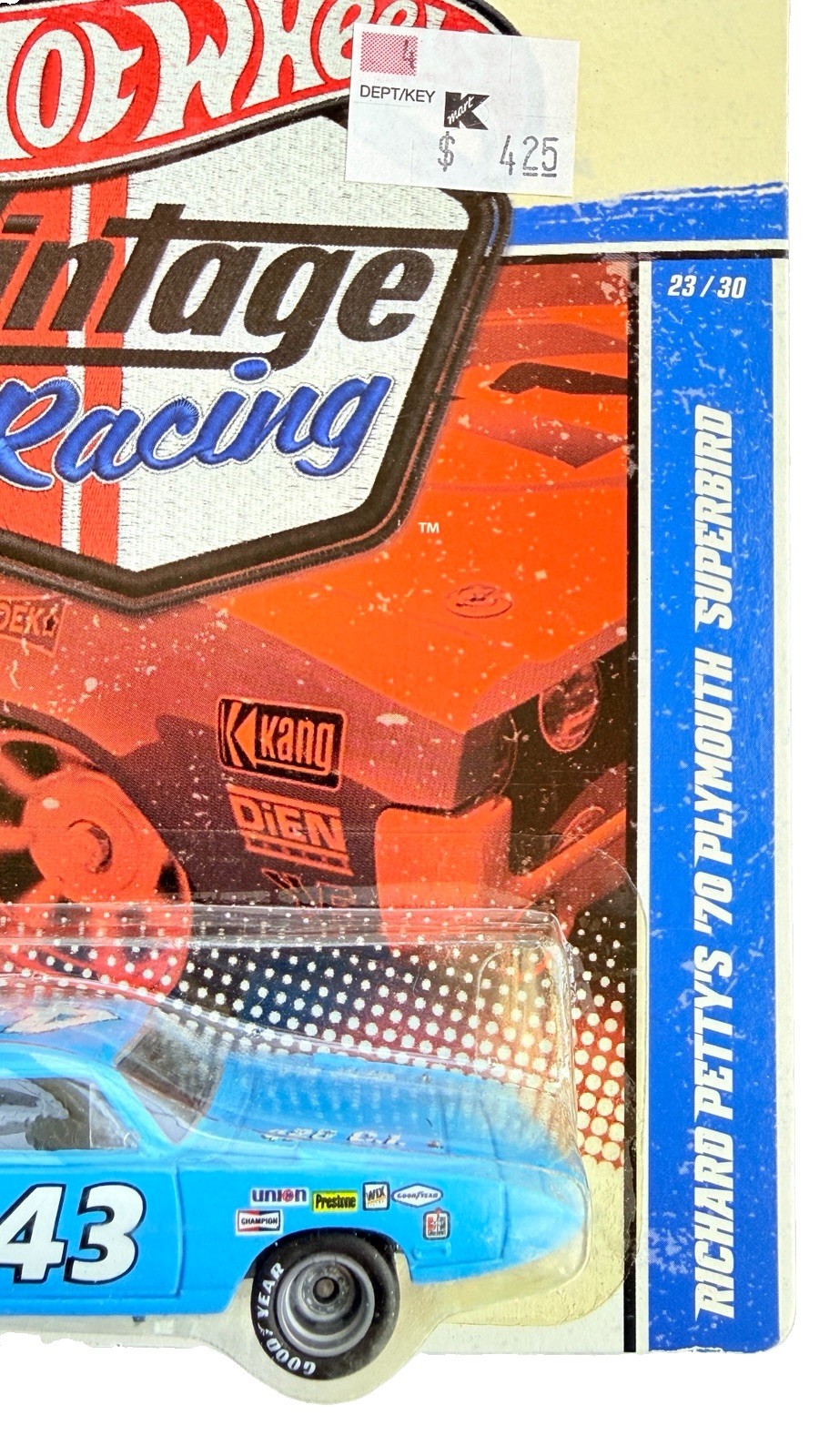Hot Wheels 2011 Vintage Racing Richard Petty ’70 Plymouth Superbird 23/30 Sealed