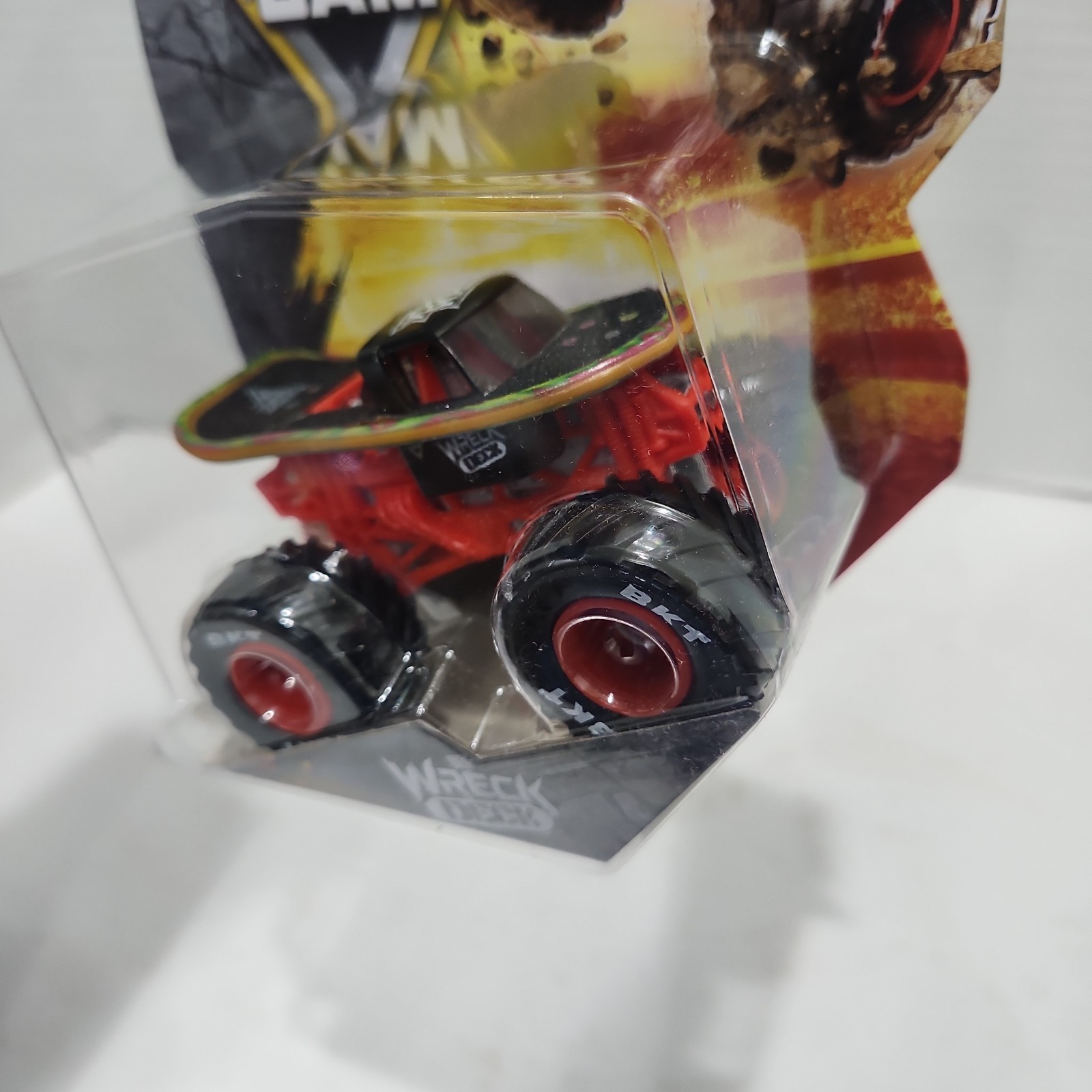 Monster Jam 1:64 Tech Deck Wreck Deck Die-Cast Monster Truck Series 45 (2026)