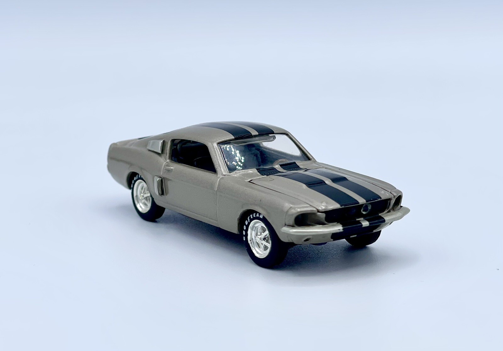 Hot Wheels Gone In Sixty Seconds 1967 Shelby GT500 Eleanor Loose 1/64
