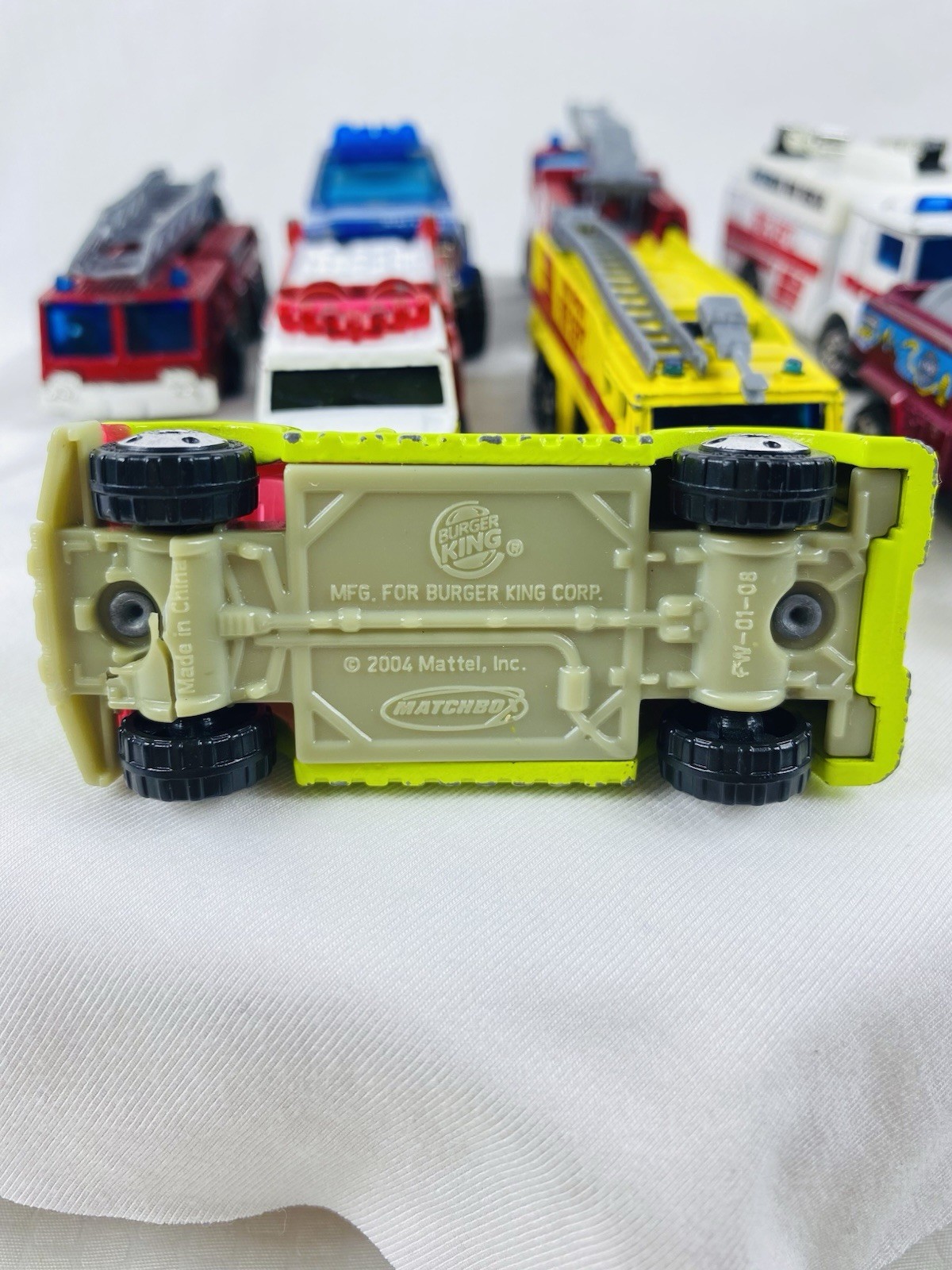 Lot of 8 Matchbox DieCast 1/64 Police, Fire, Rescue Trucks