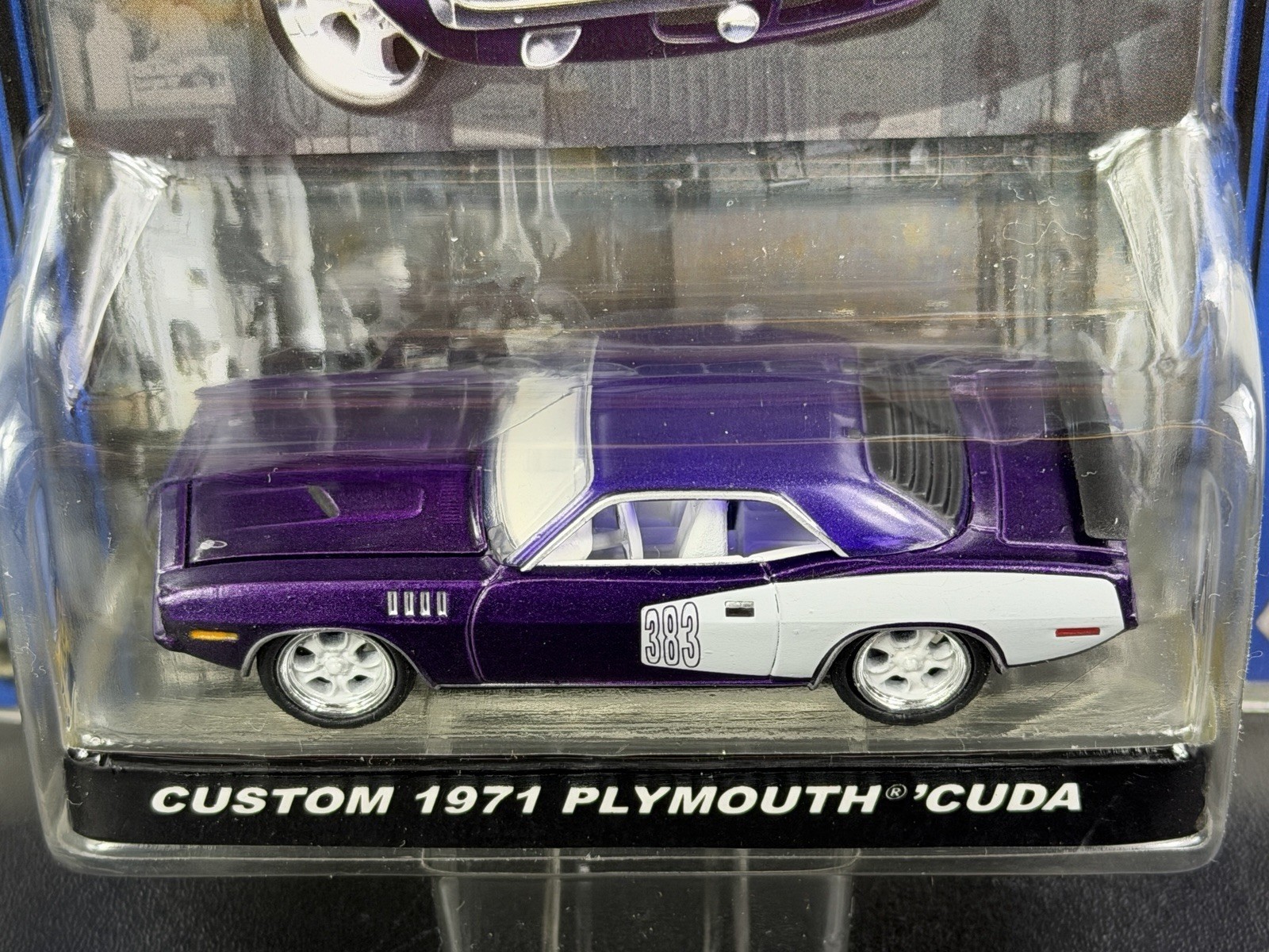 Greenlight Muscle Car Garage Custom 1971 Plymouth Cuda Purple 1:64 2007 NIP