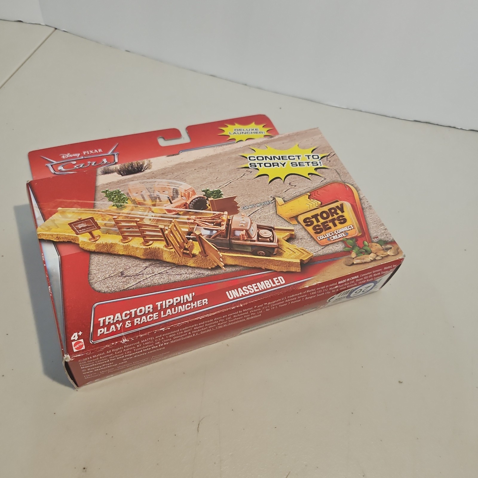 New! Disney Pixar Cars Connect to Story Set Tractor Tippin’ Play & Race Launcher