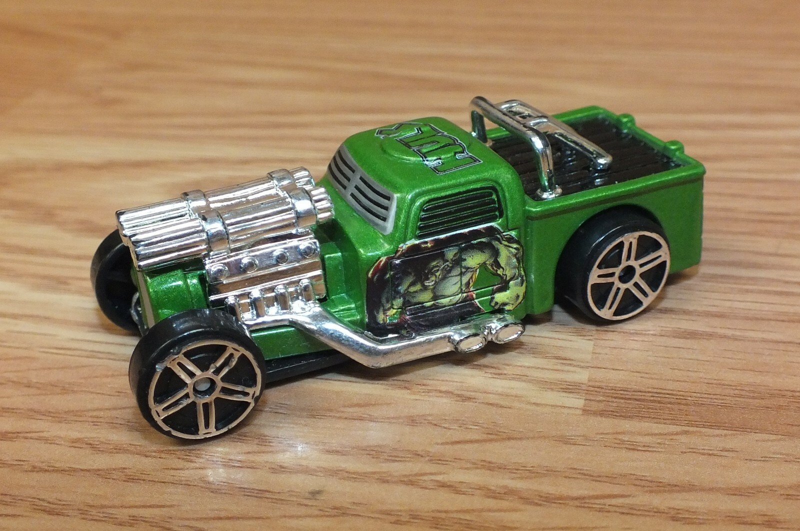Genuine Maisto Leadslinger Hulk Marvel Green Hot Rod Collectible Car **READ**
