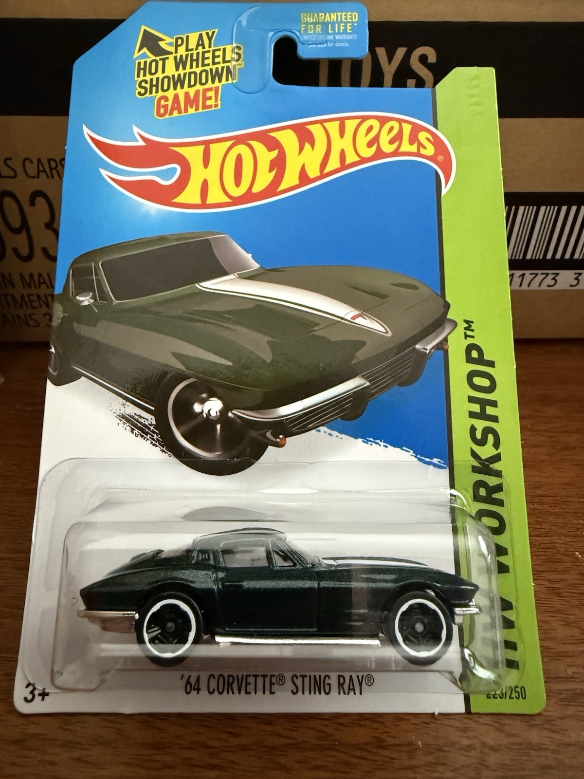 HOT WHEELS 2015 KMART Exclusive Green Color Variation 64 Corvette Stingray