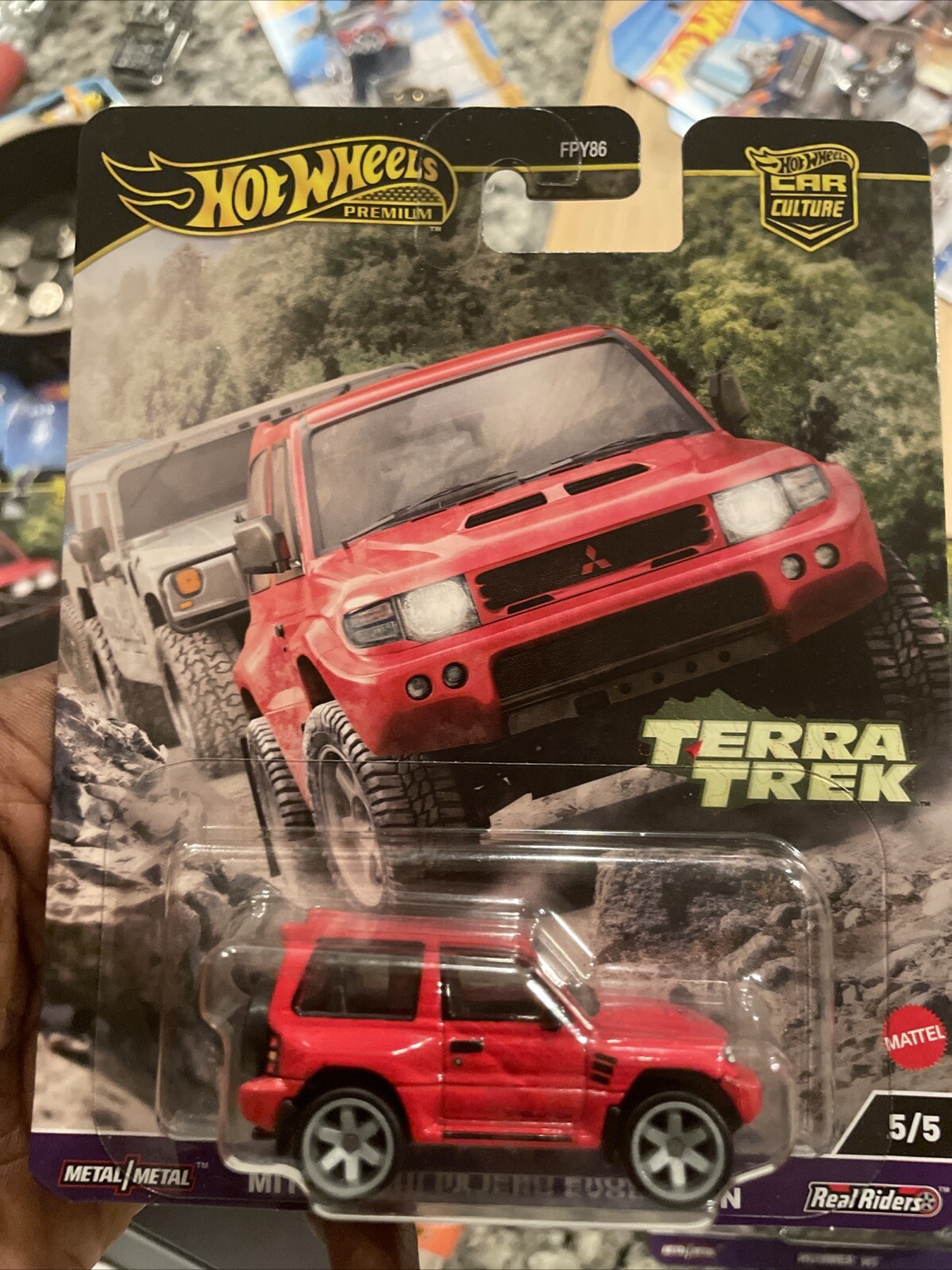 Mattel Hot Wheels Fpy86-976C-Hrv89 Mitsubishi – Pajero Evolution 2004 – Red