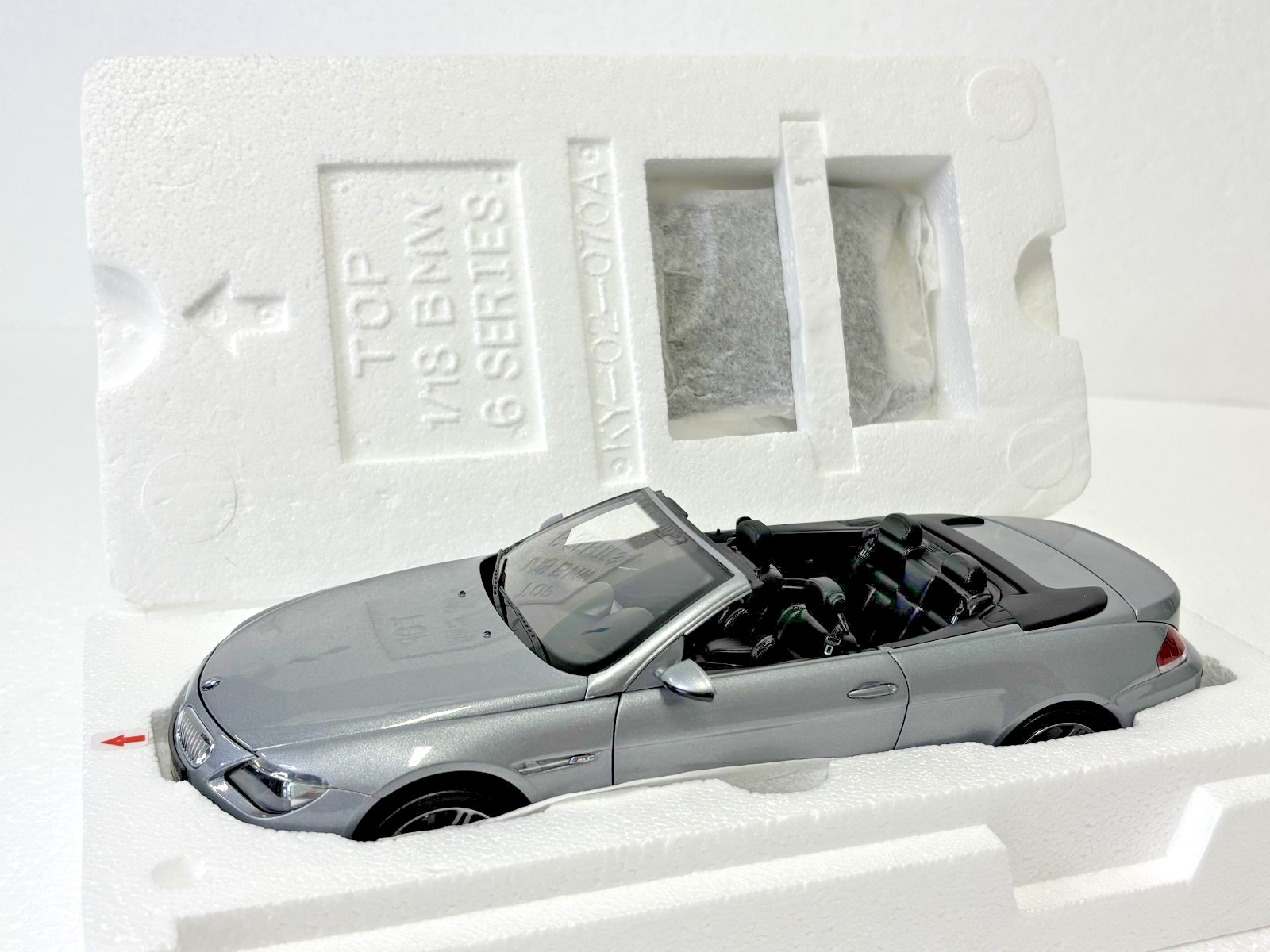 Rare * BMW M6 Convertible / Cabrio * Kyosho * 1/18 * Hard Top * Dark Gray * New