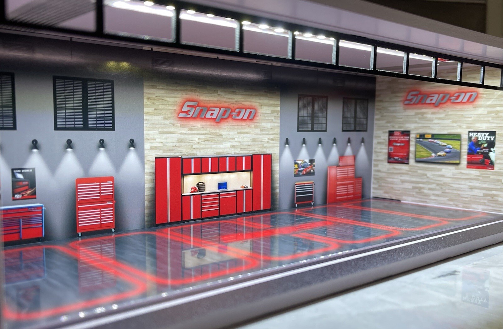 Snap On Tools Garage Theme 1:64 Model Garage Diorama LED Lighting! For Hot Wheel