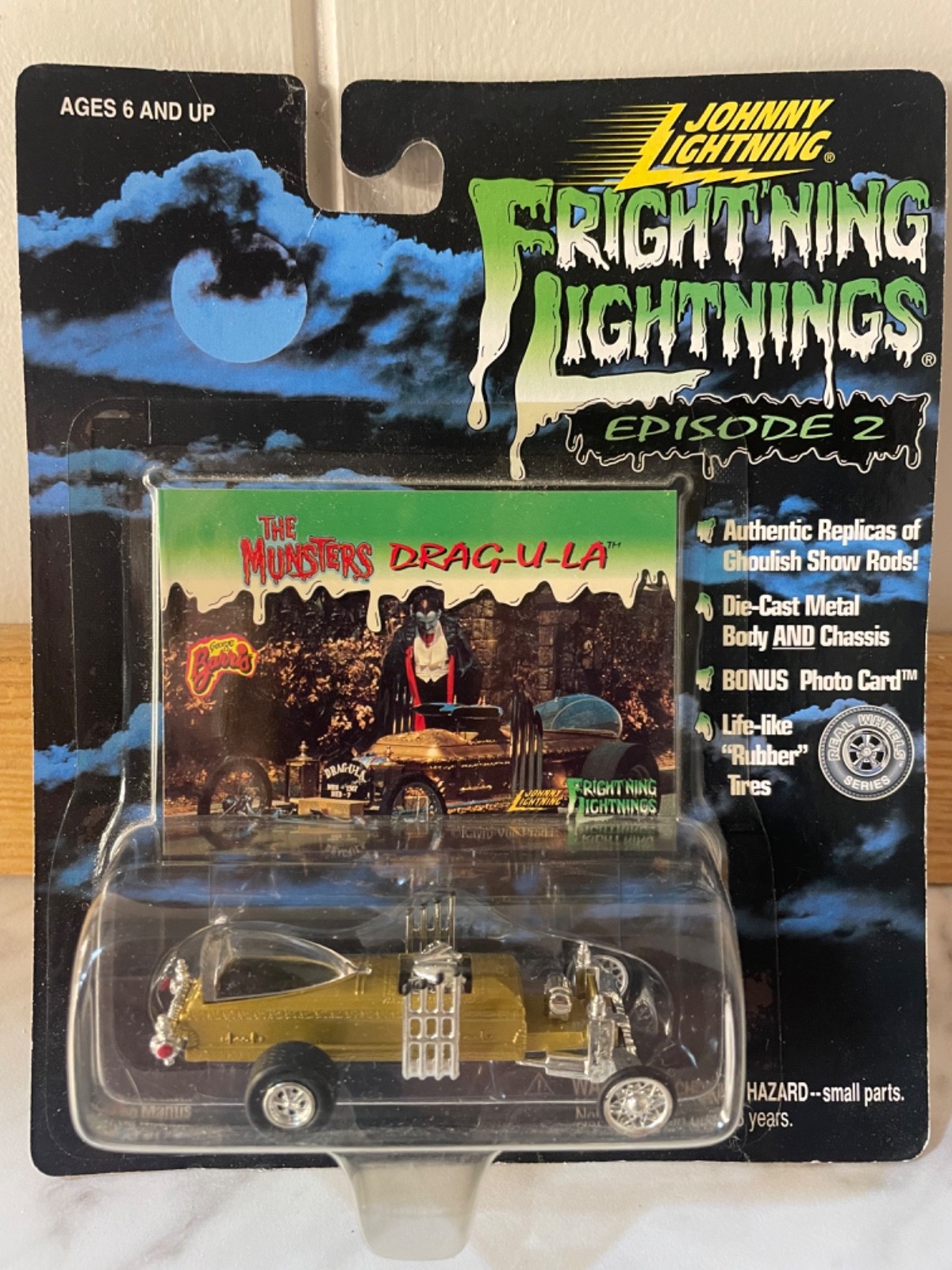 Johnny Lightning Frightning Lightnings The Munsters KOACH and DRAGULA. 2 CARS.