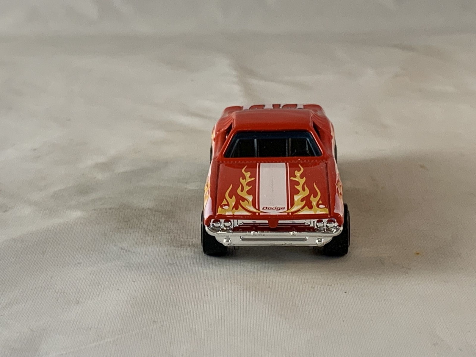 Hot Wheels Dixie Challenger 2011 Main Street Red 5SPs