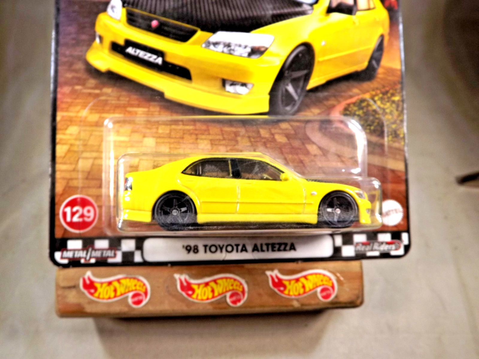 2025 Hot Wheels Premium Boulevard #129 ’98 TOYOTA ALTEZZA Yellow w/Real Riders