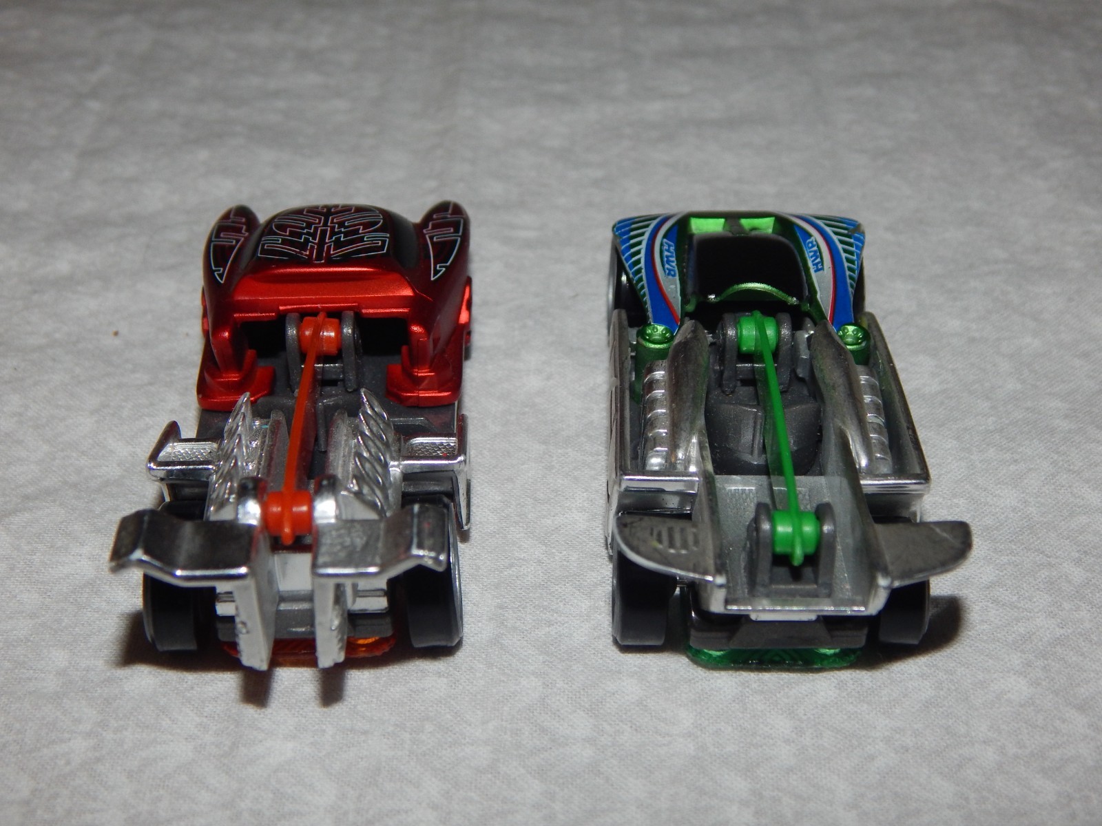 Hot Wheels Tech Trax System Vehicles ~ Lot of 2 ~ 2004