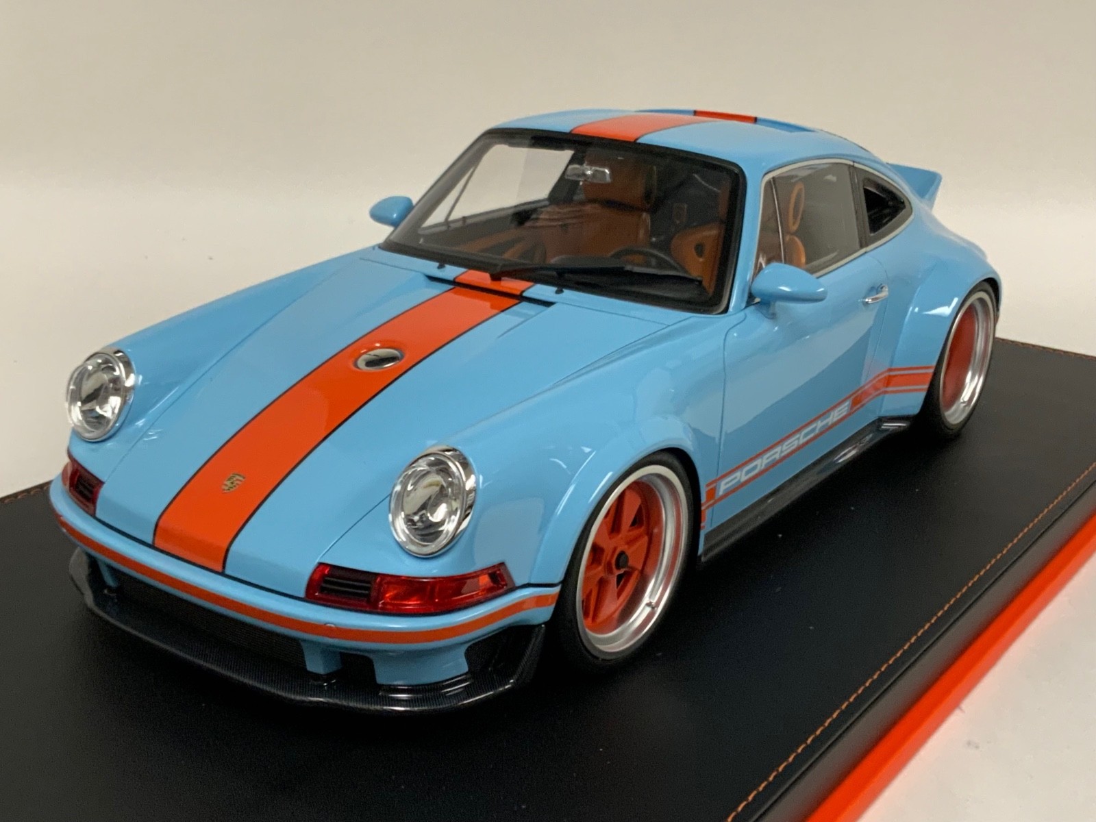 1/12 scale IVY model of the Porsche 911 Singer DLS in Gulf Blue Leather 25 pcs