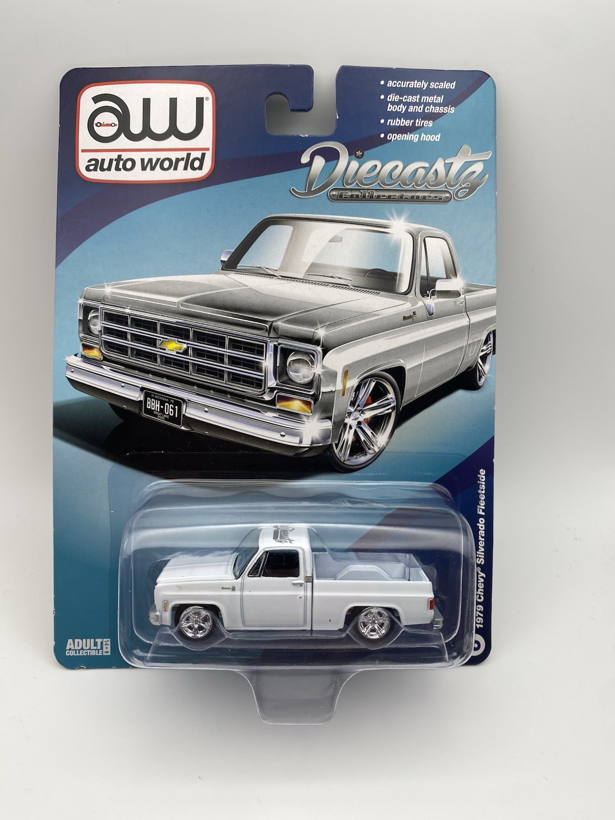 AUTO WORLD – 1979 CHEVY SILVERADO FLEETSIDE – WHITE – DIECASTZ EXCLUSIVE – HTF