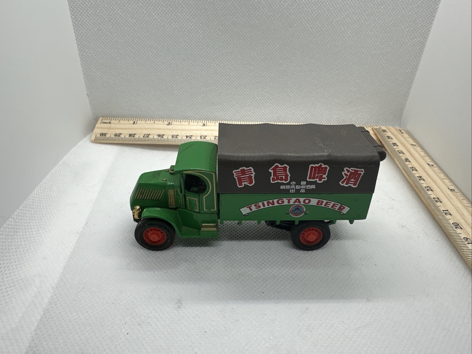 Commercial Diecast Trucks