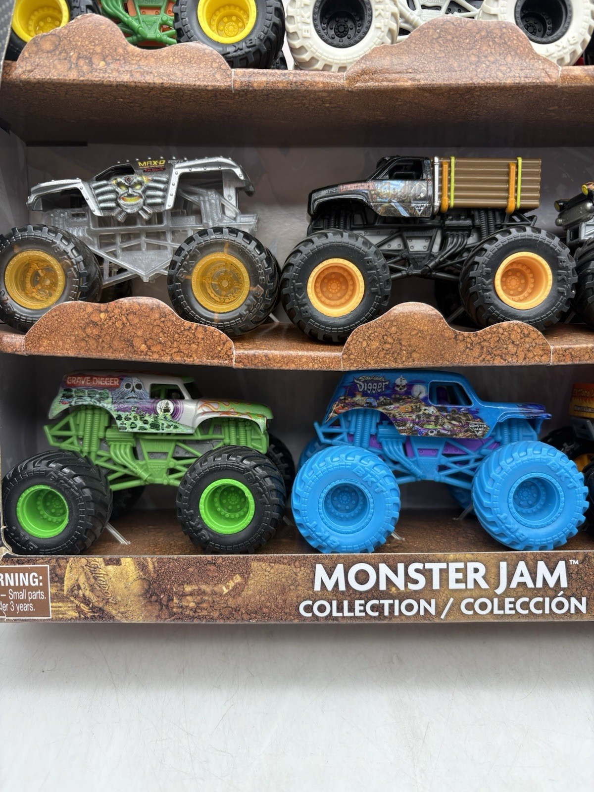 Monster Jam Monster Truck Diecast 9pk – 1:64 Scale Lumberjack Avenger Megalodon