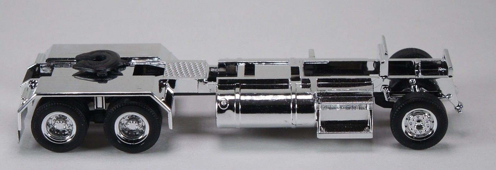 HO 1:87 Promotex # 5486 Long Chrome KW/Pete Truck Chassis KIT 3-1/2″ long