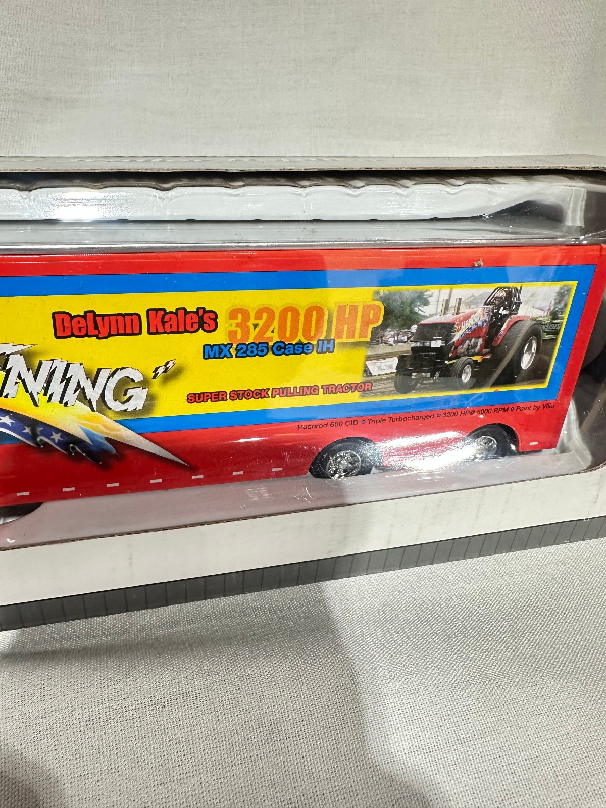 Case IH Ride The Lightning Pulling Tractor Kenworth Semi By SpecCast 1/64th
