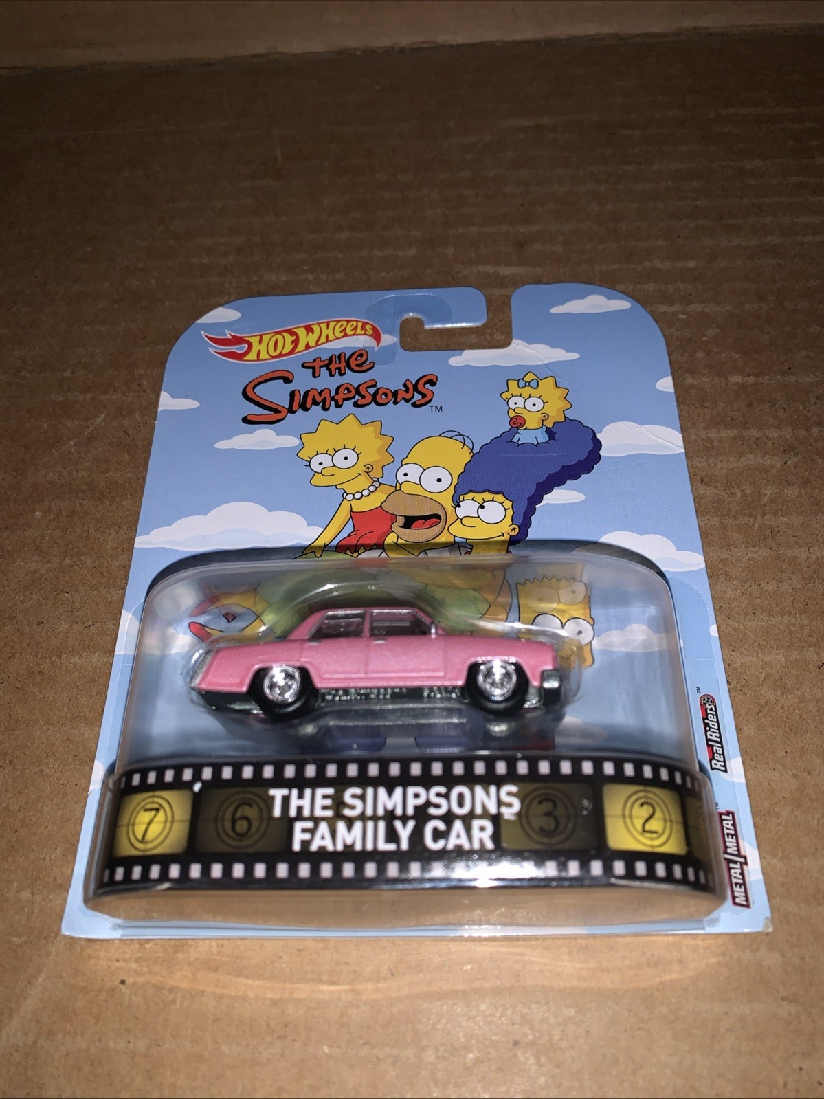 2017 Hot Wheels Real Riders The Simpsons Family Car New